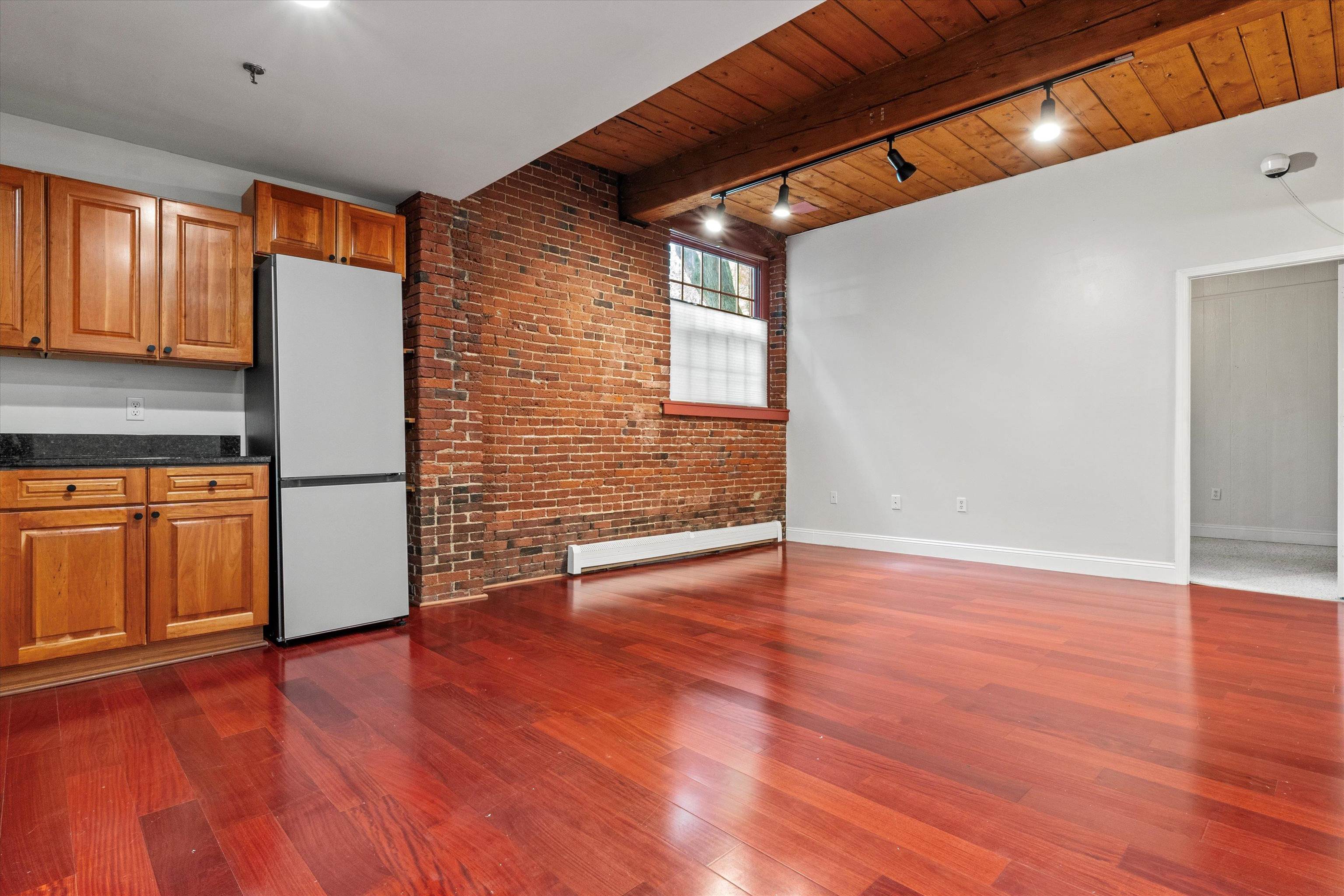 335 Cypress Street Unit: 1N