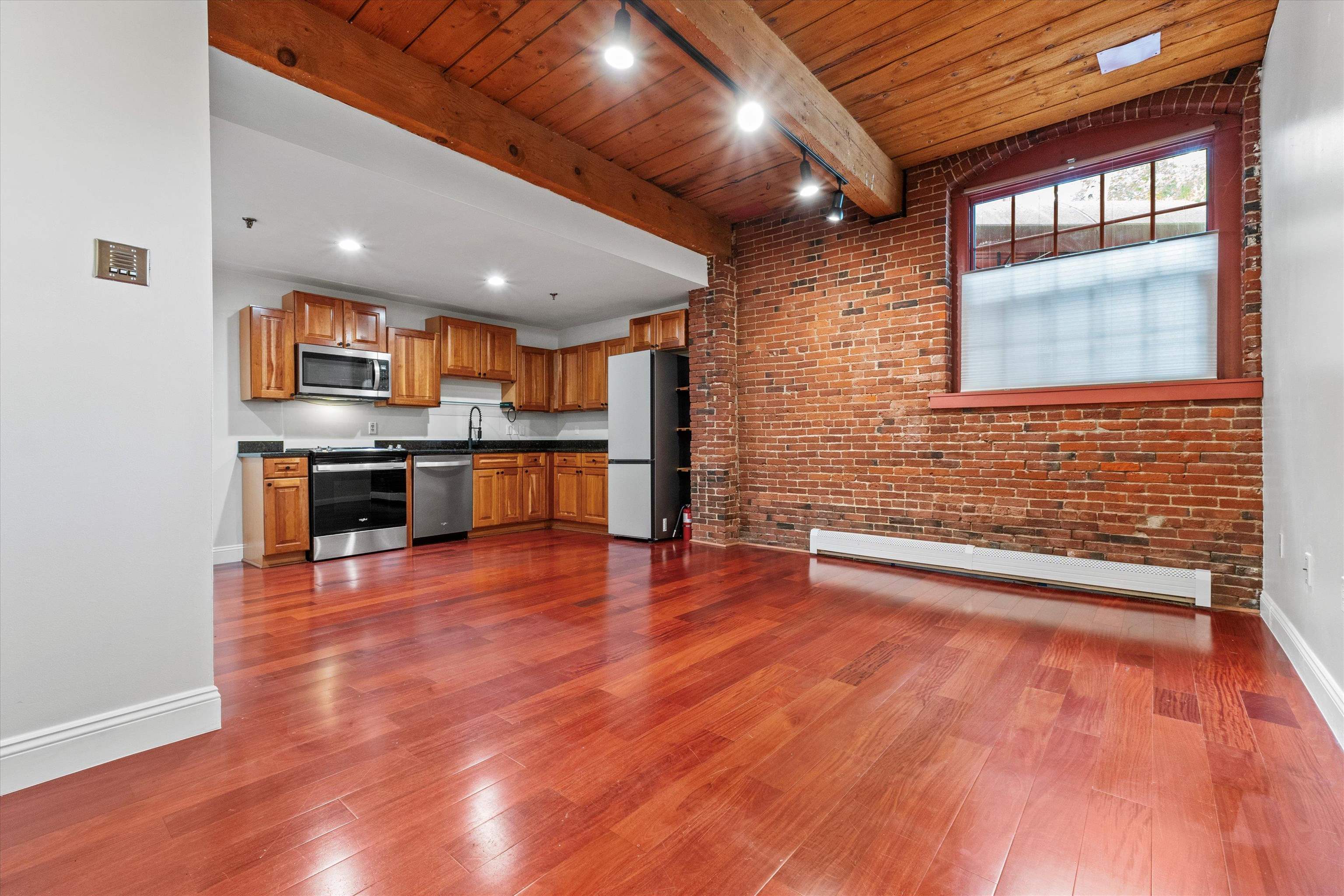 335 Cypress Street Unit: 1N