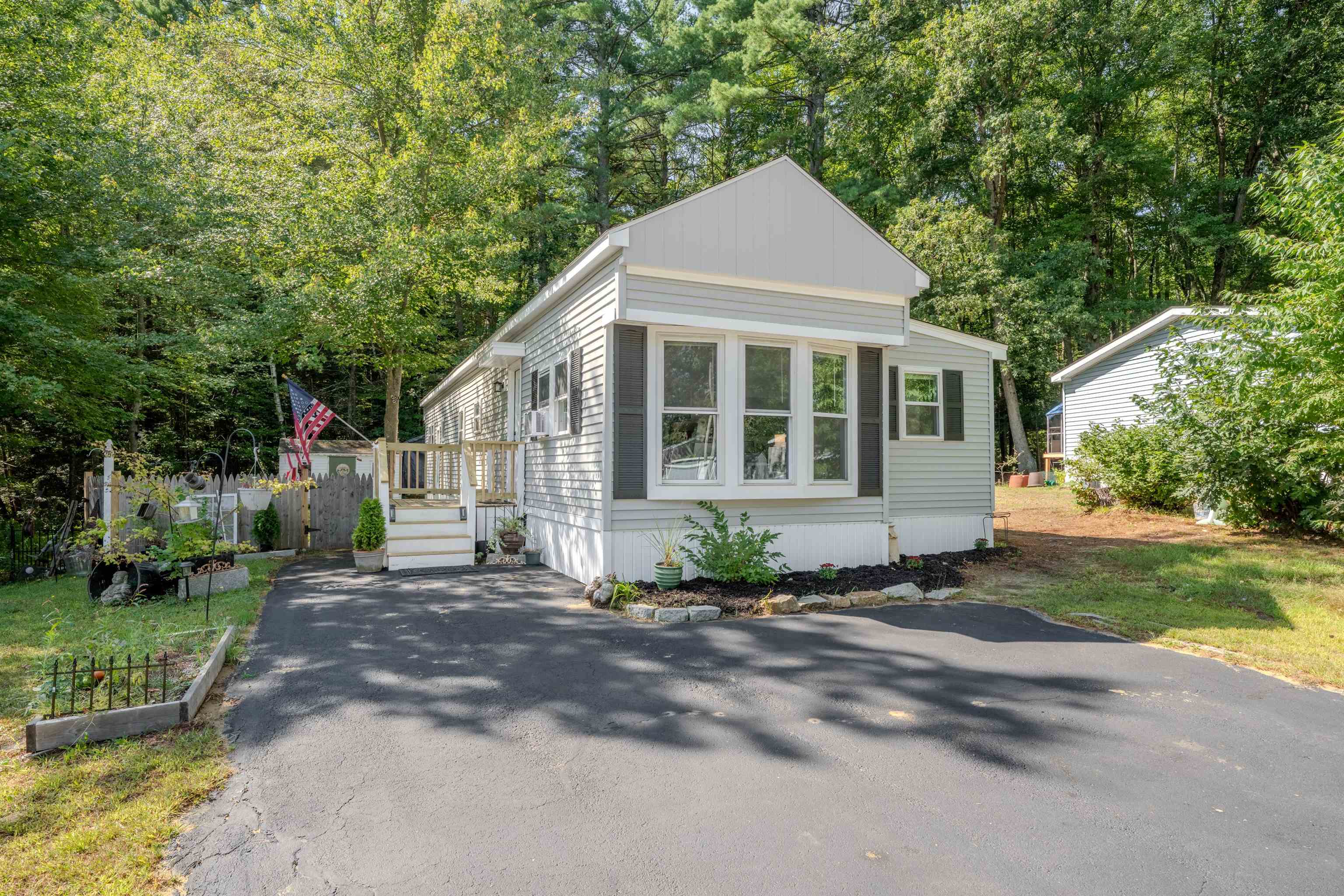 26 Roland Drive