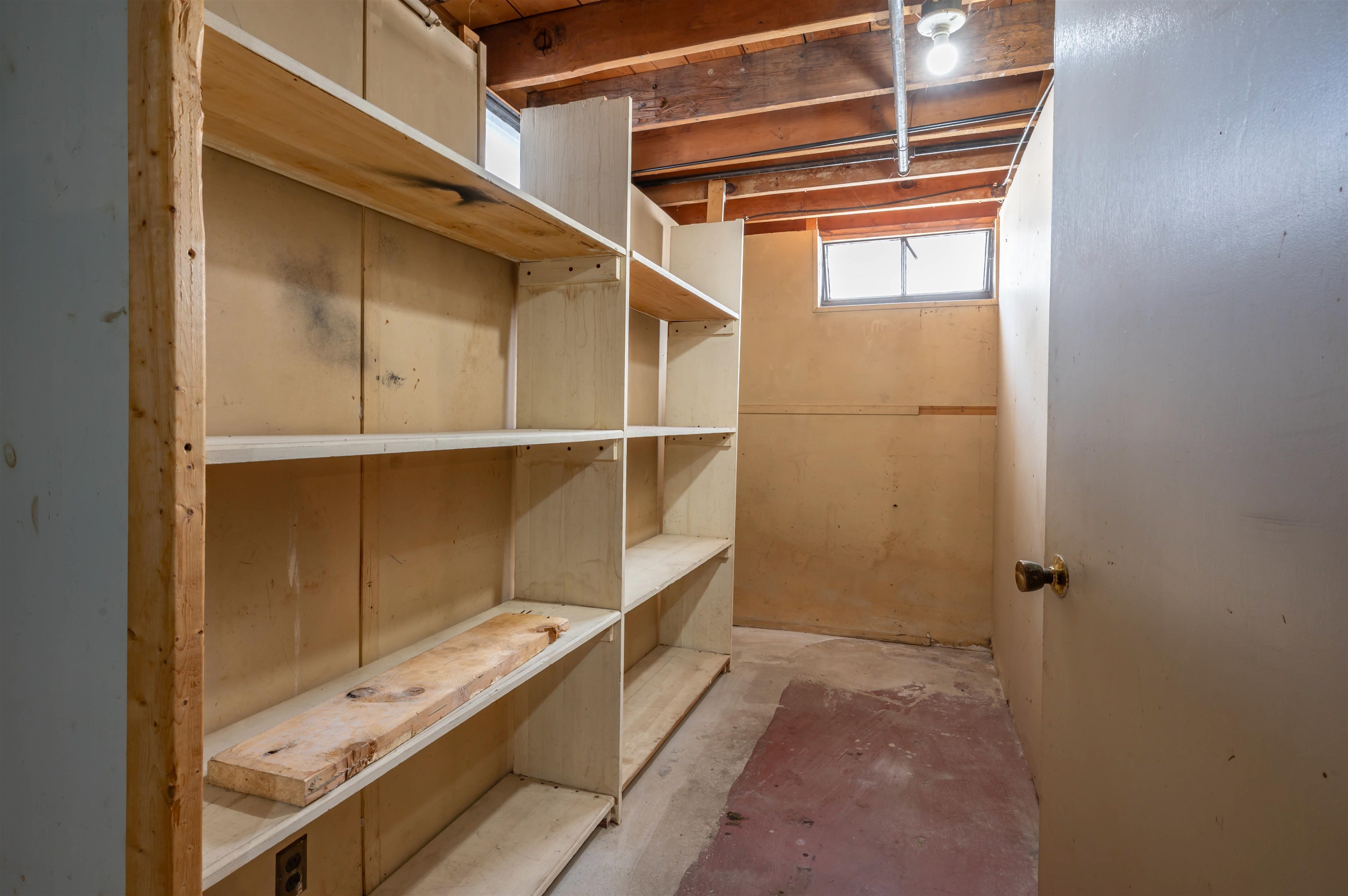 190 Knollwood Avenue