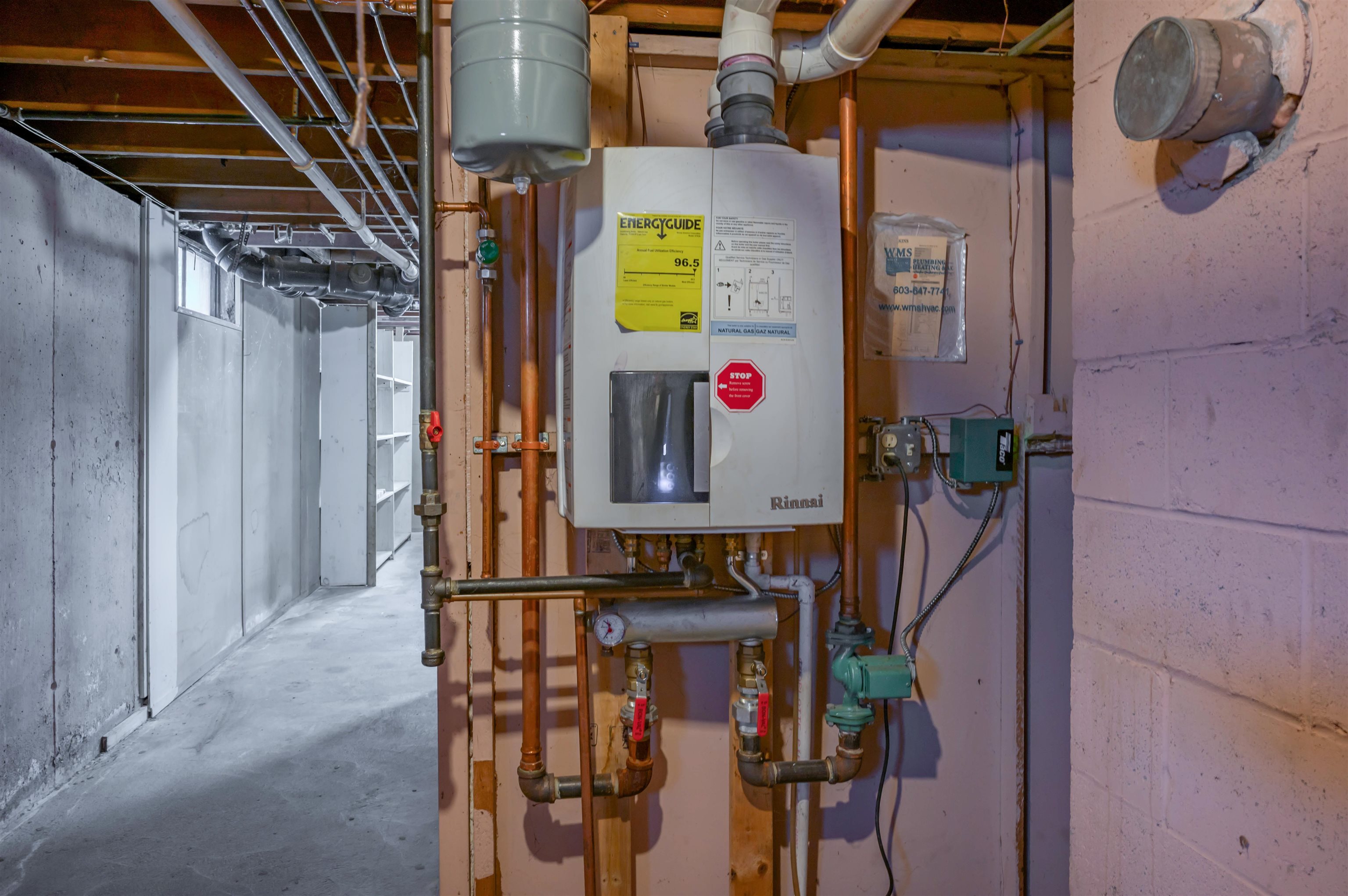 190 Knollwood Avenue