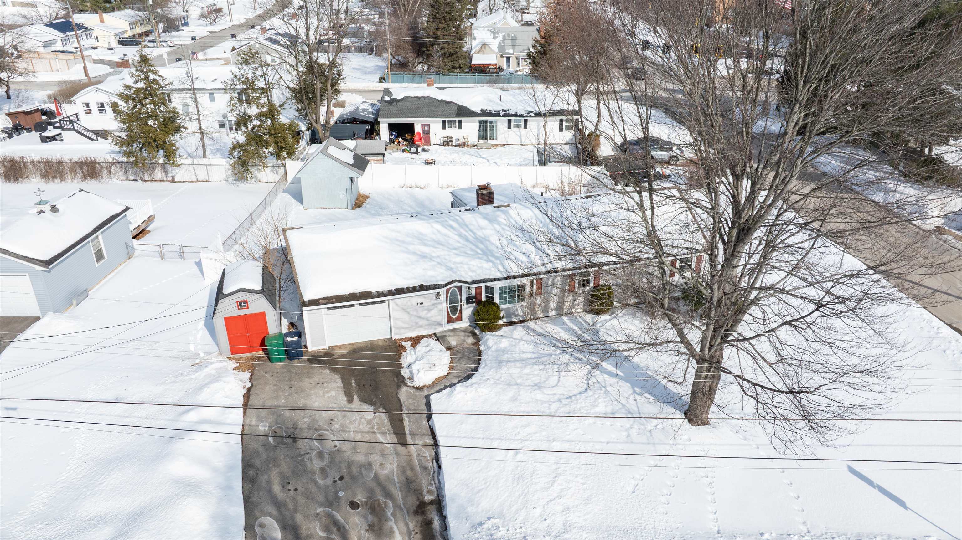 190 Knollwood Avenue