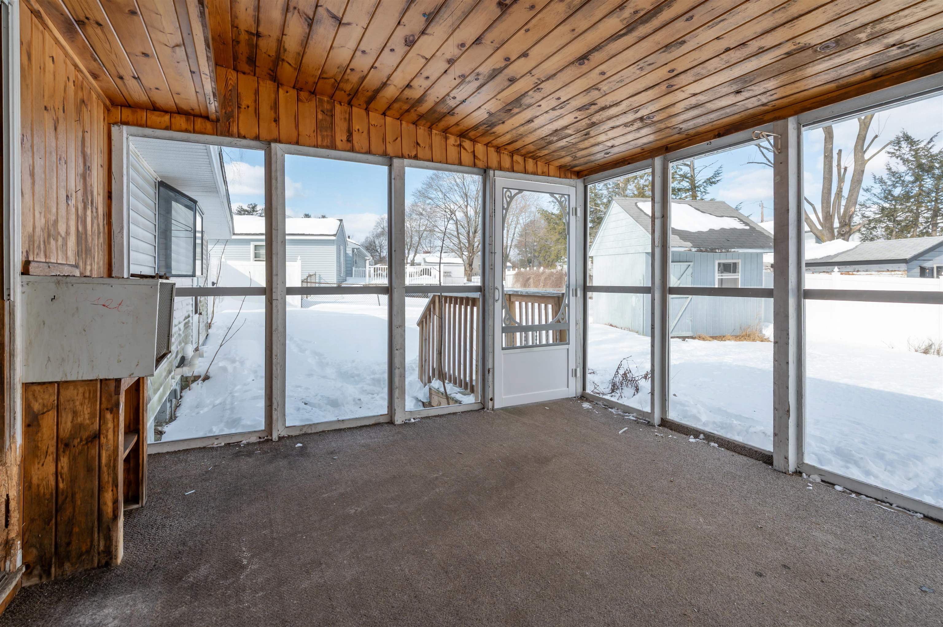 190 Knollwood Avenue