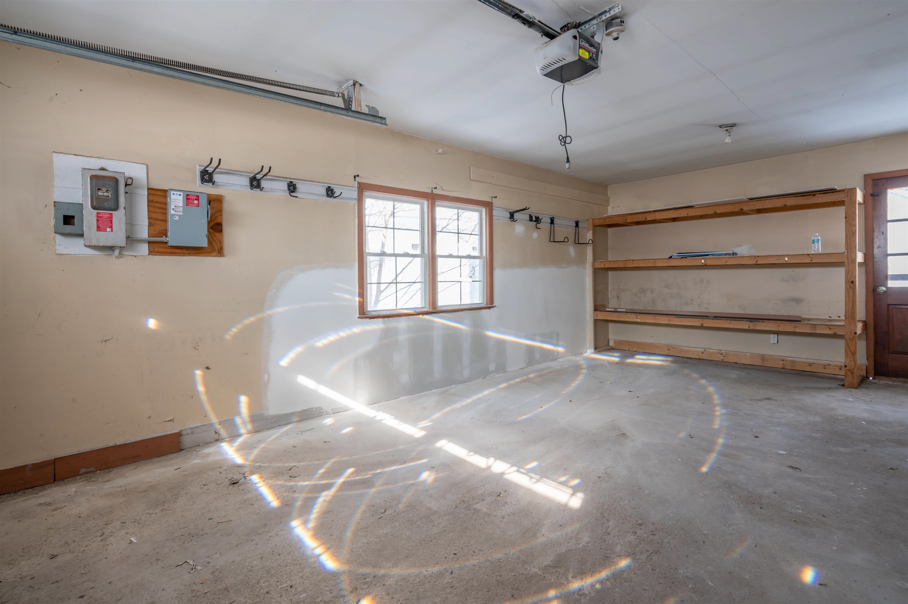 190 Knollwood Avenue