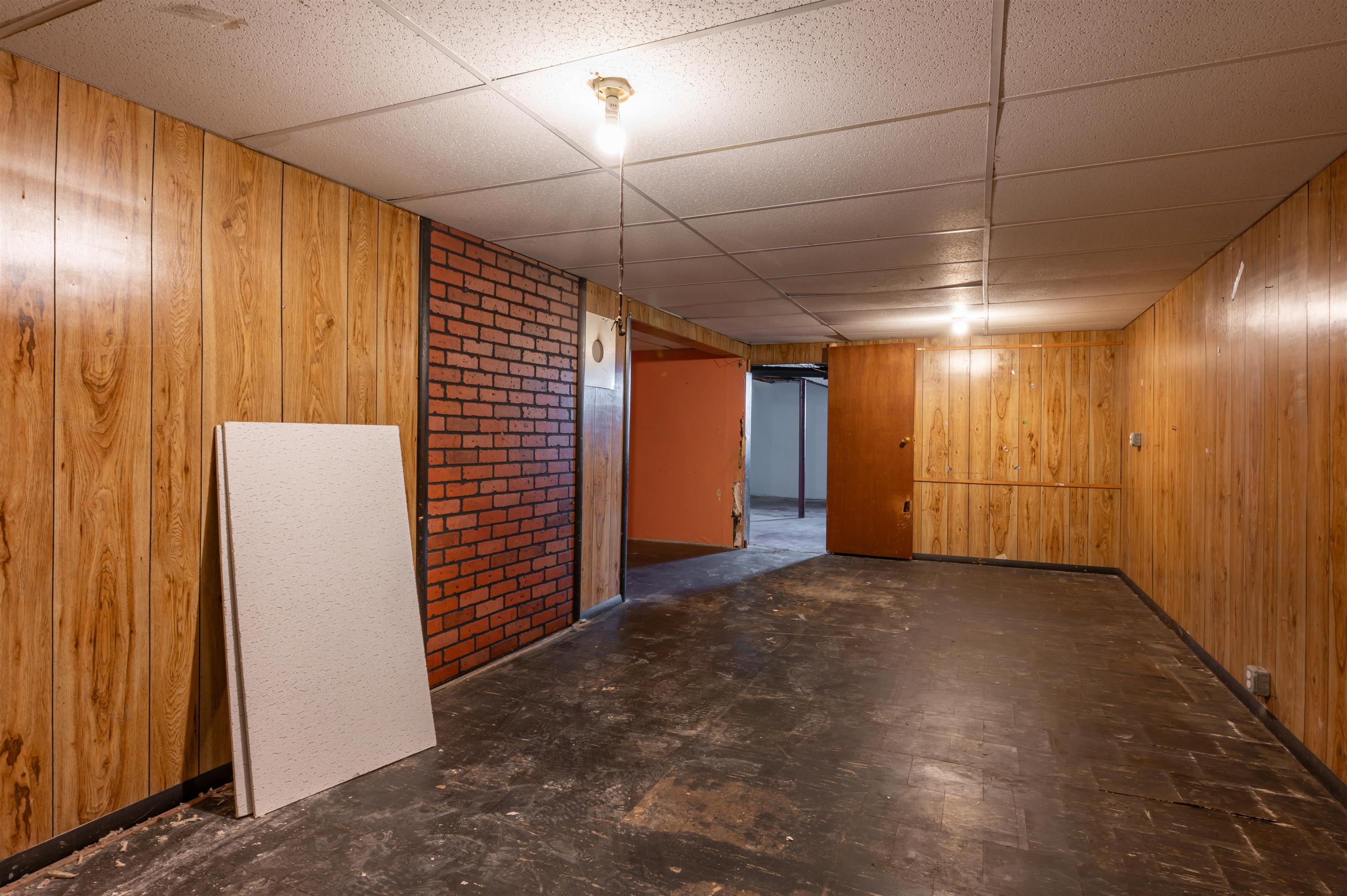 190 Knollwood Avenue