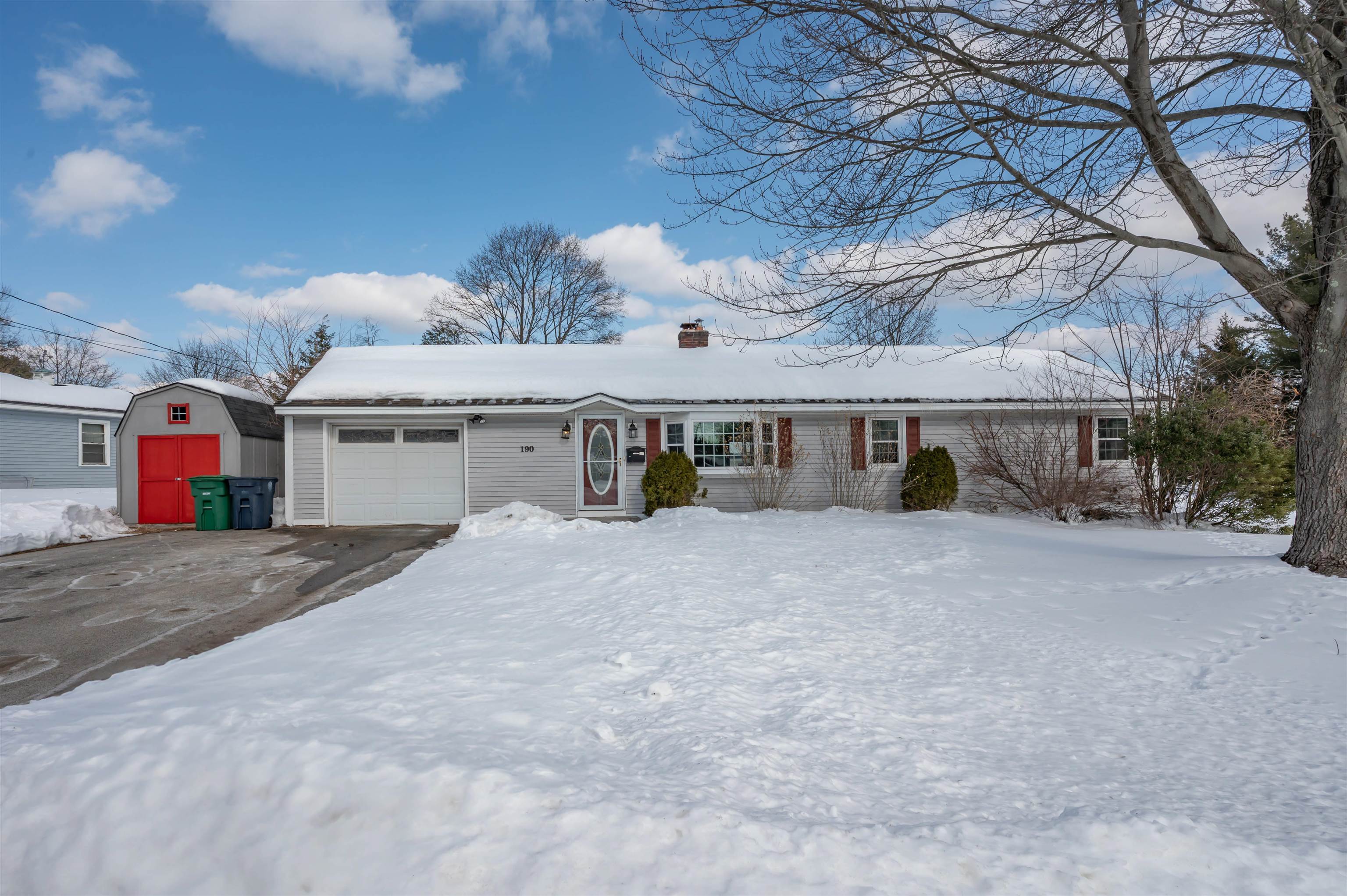 190 Knollwood Avenue