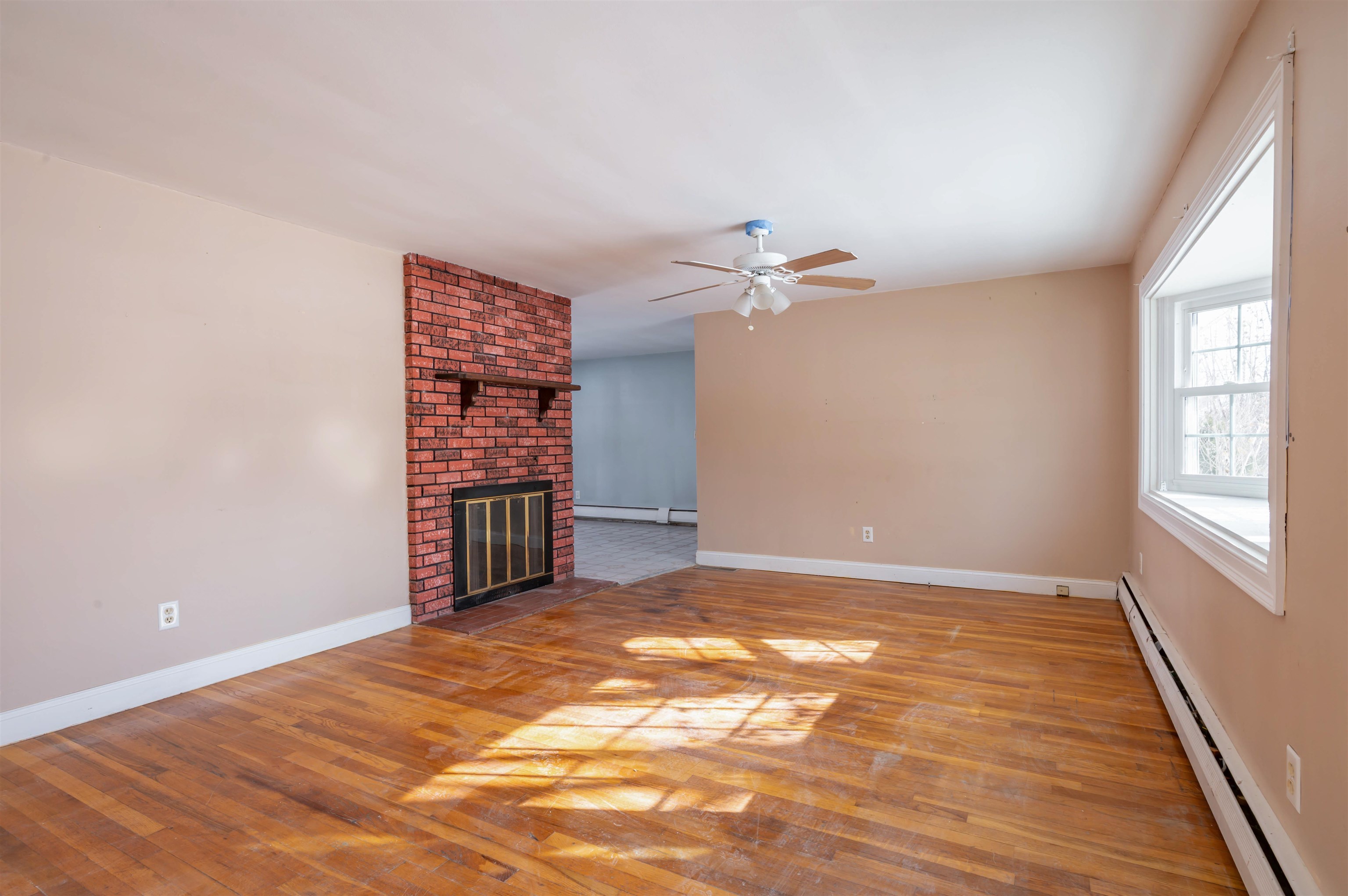 190 Knollwood Avenue