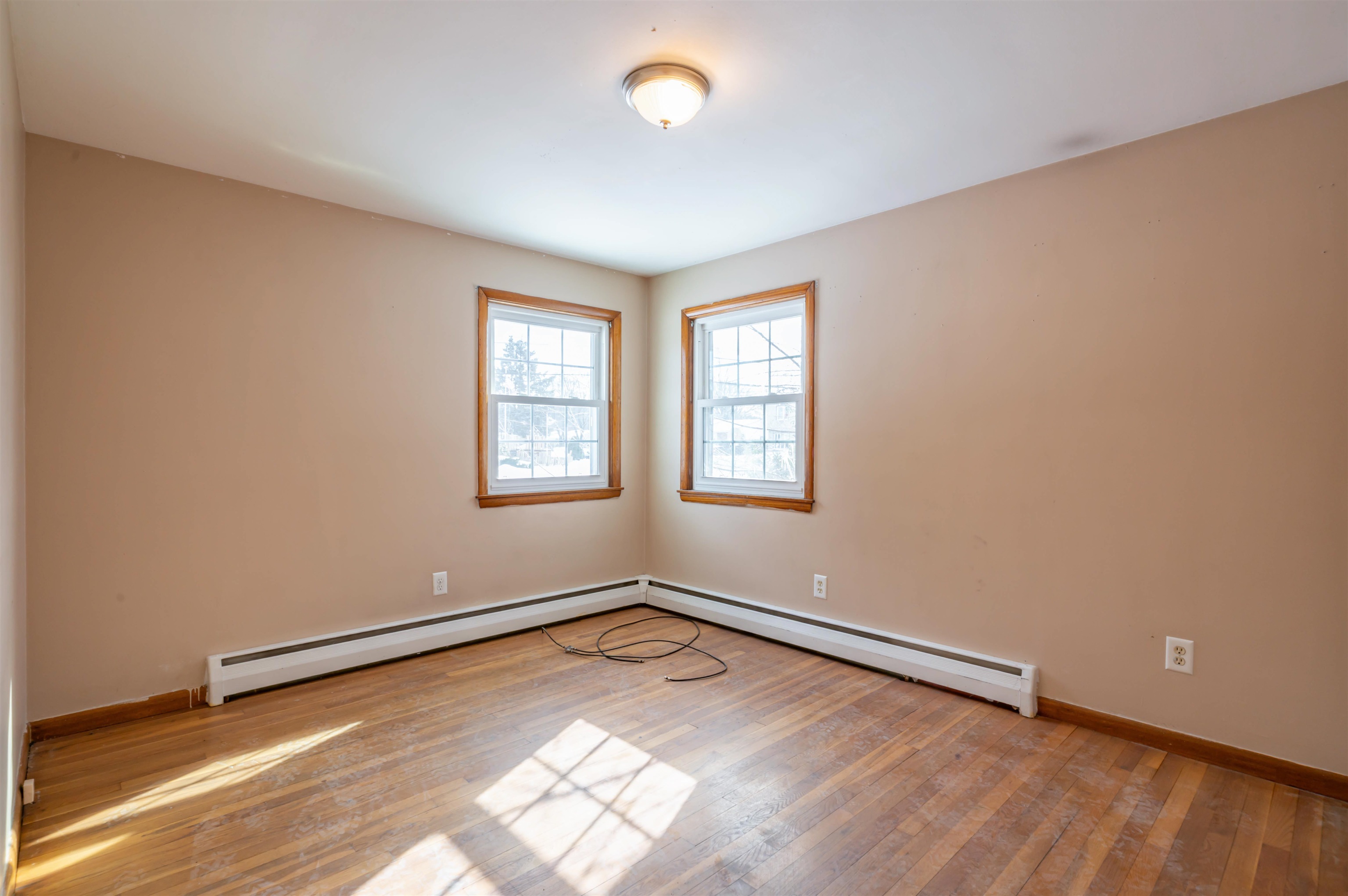 190 Knollwood Avenue