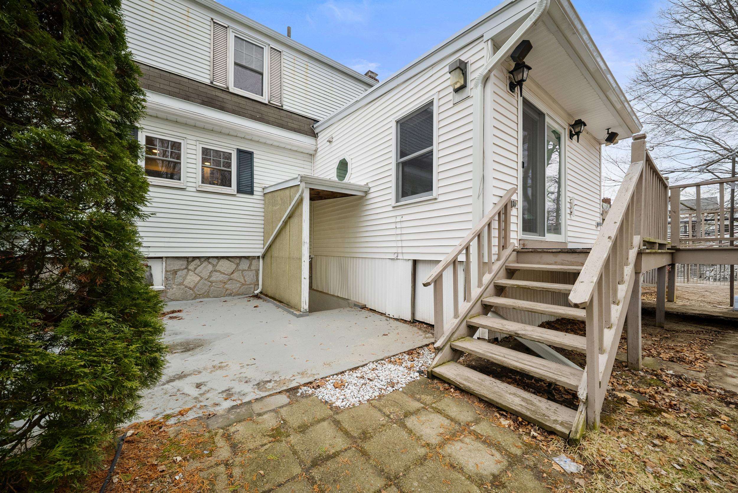 853 Union Street