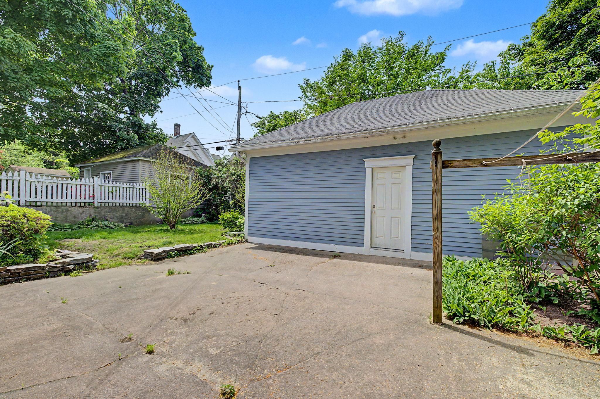 326 Walnut Street