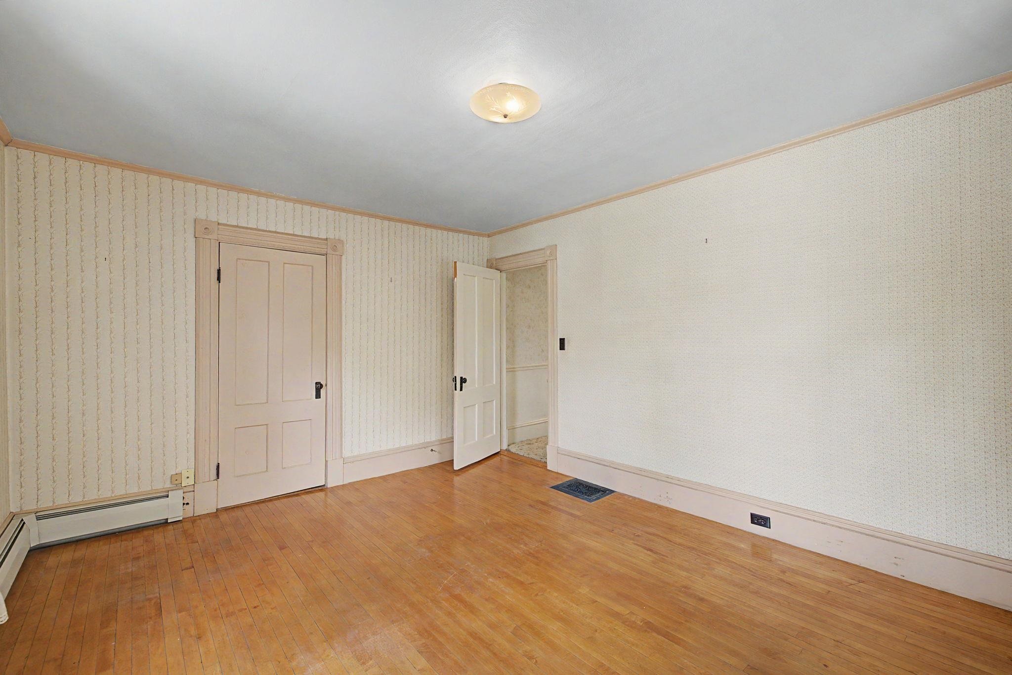 326 Walnut Street