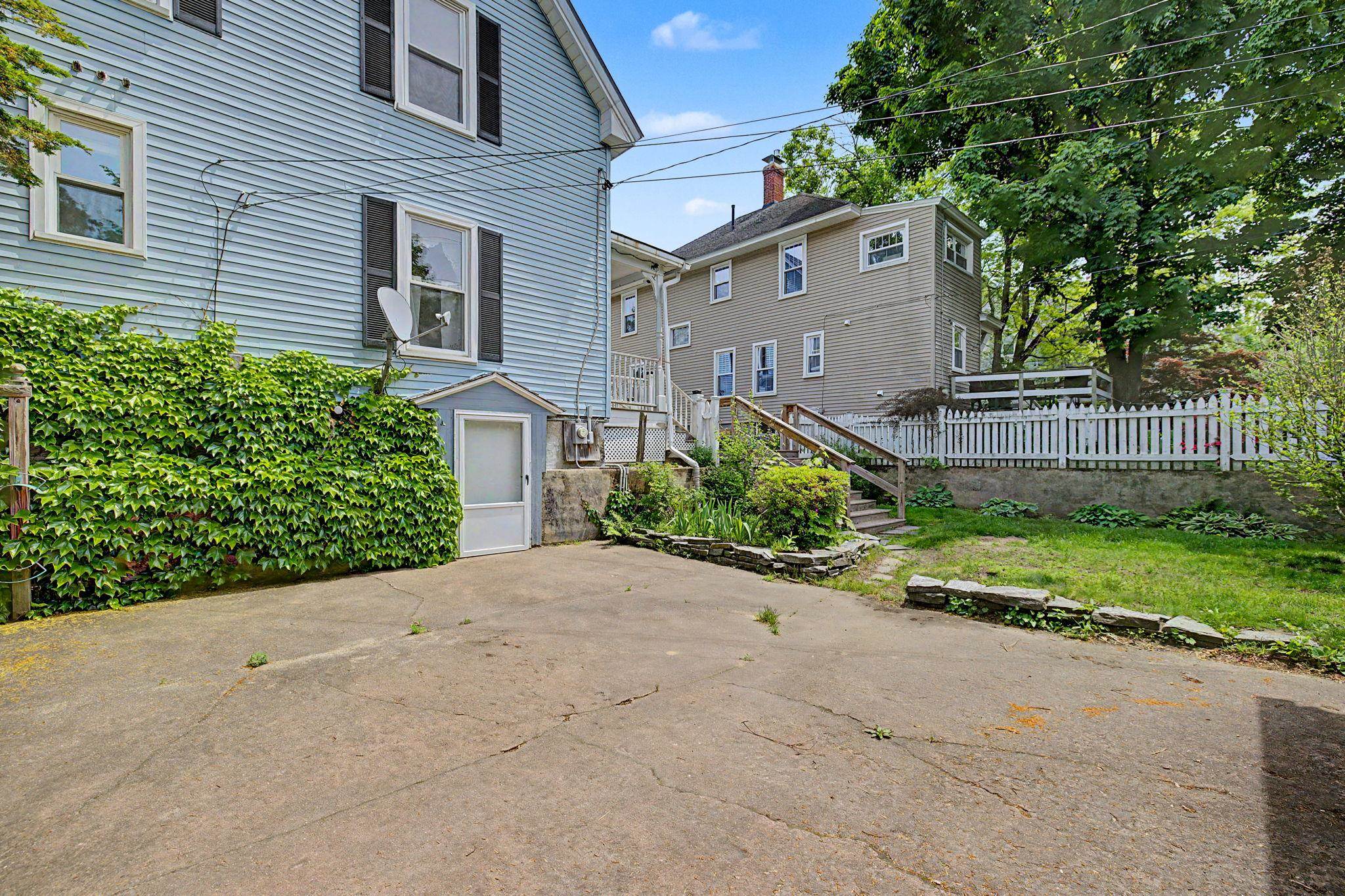 326 Walnut Street