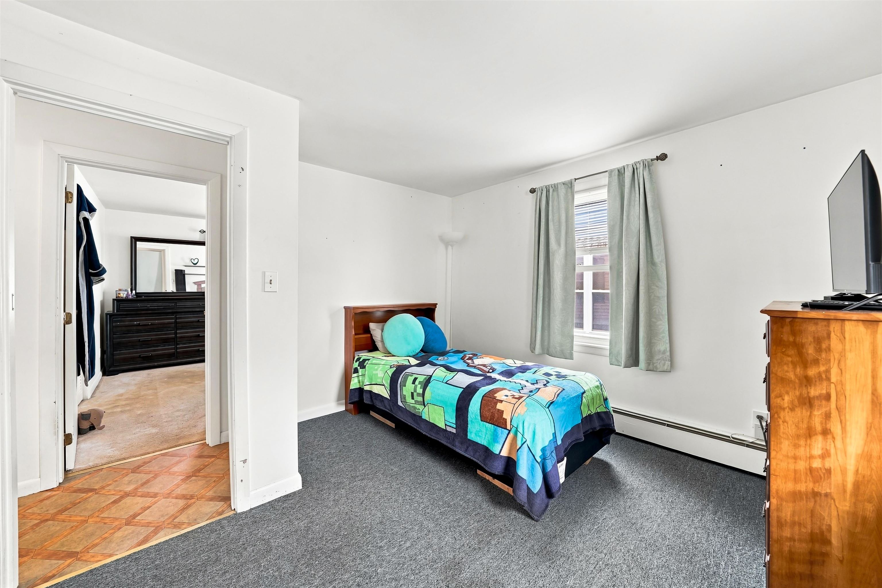 21 Woodbine Avenue