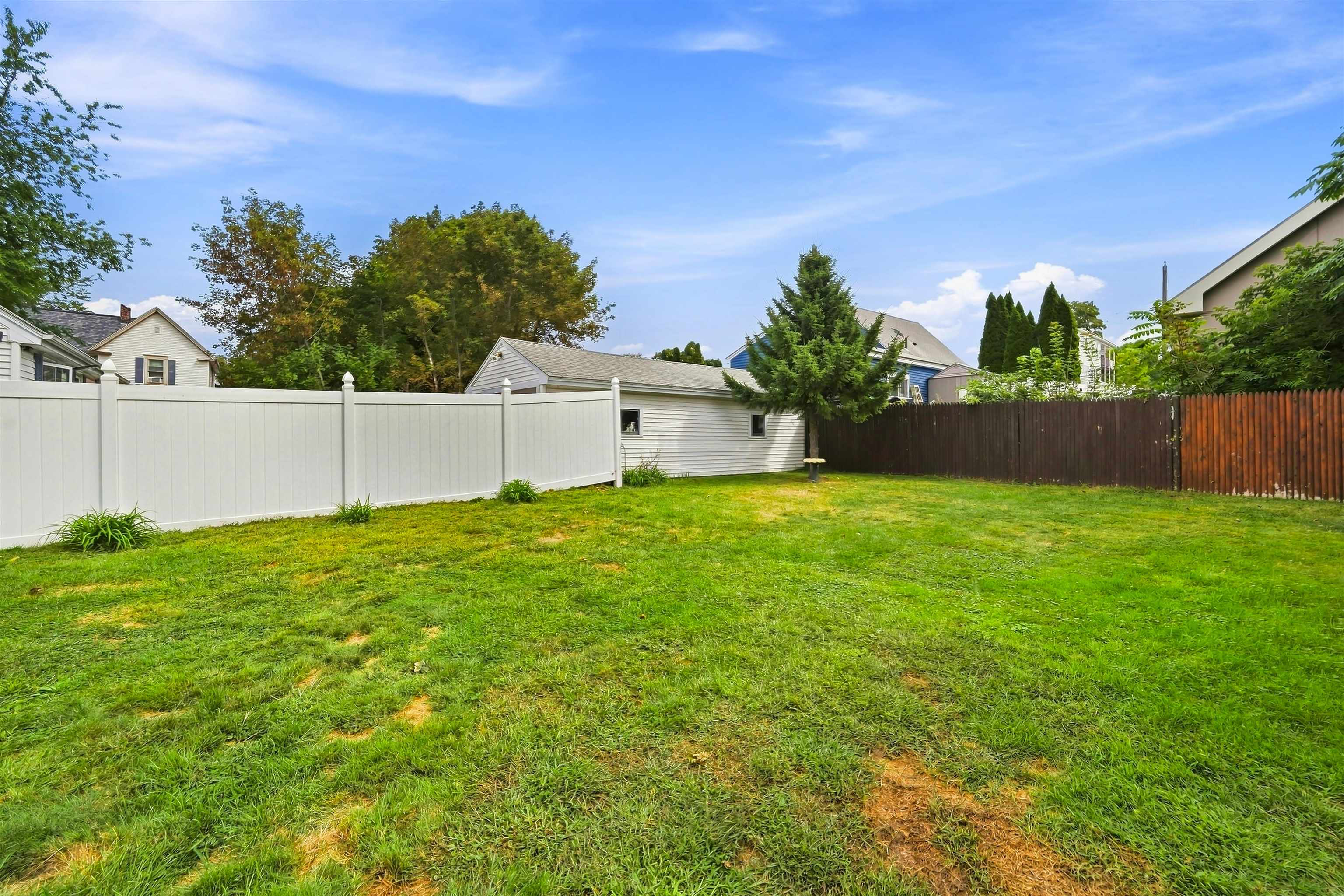 21 Woodbine Avenue