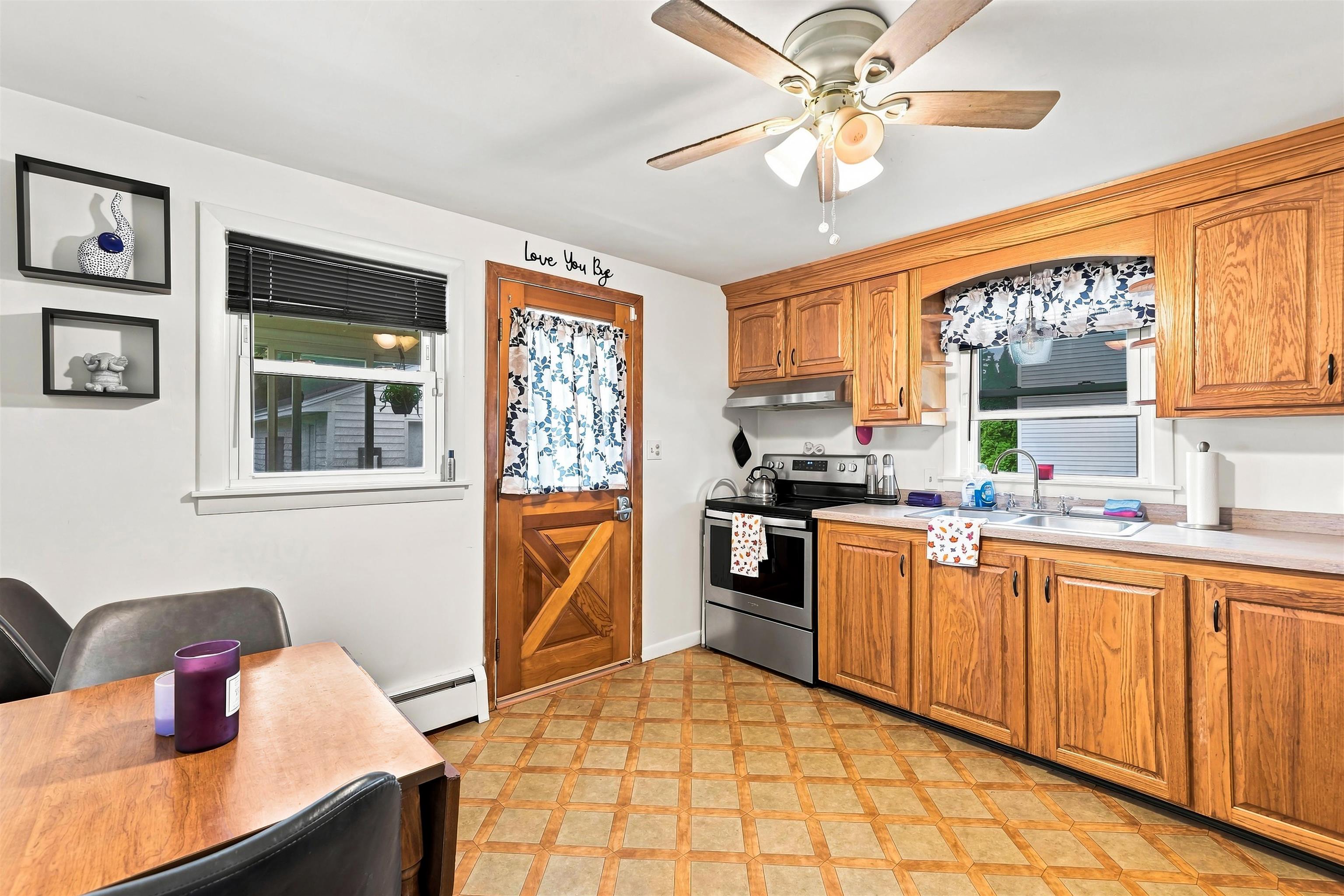 21 Woodbine Avenue