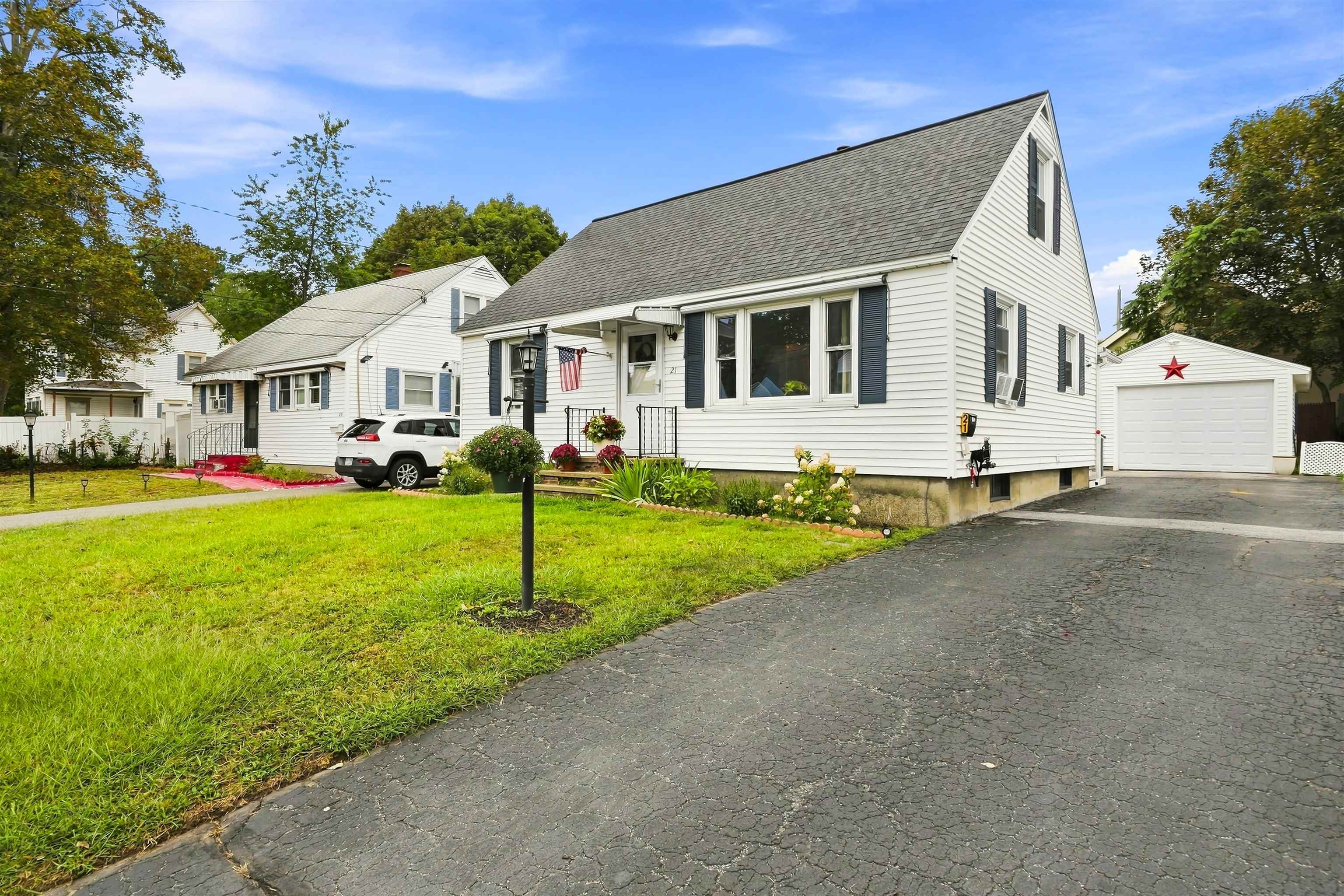 21 Woodbine Avenue