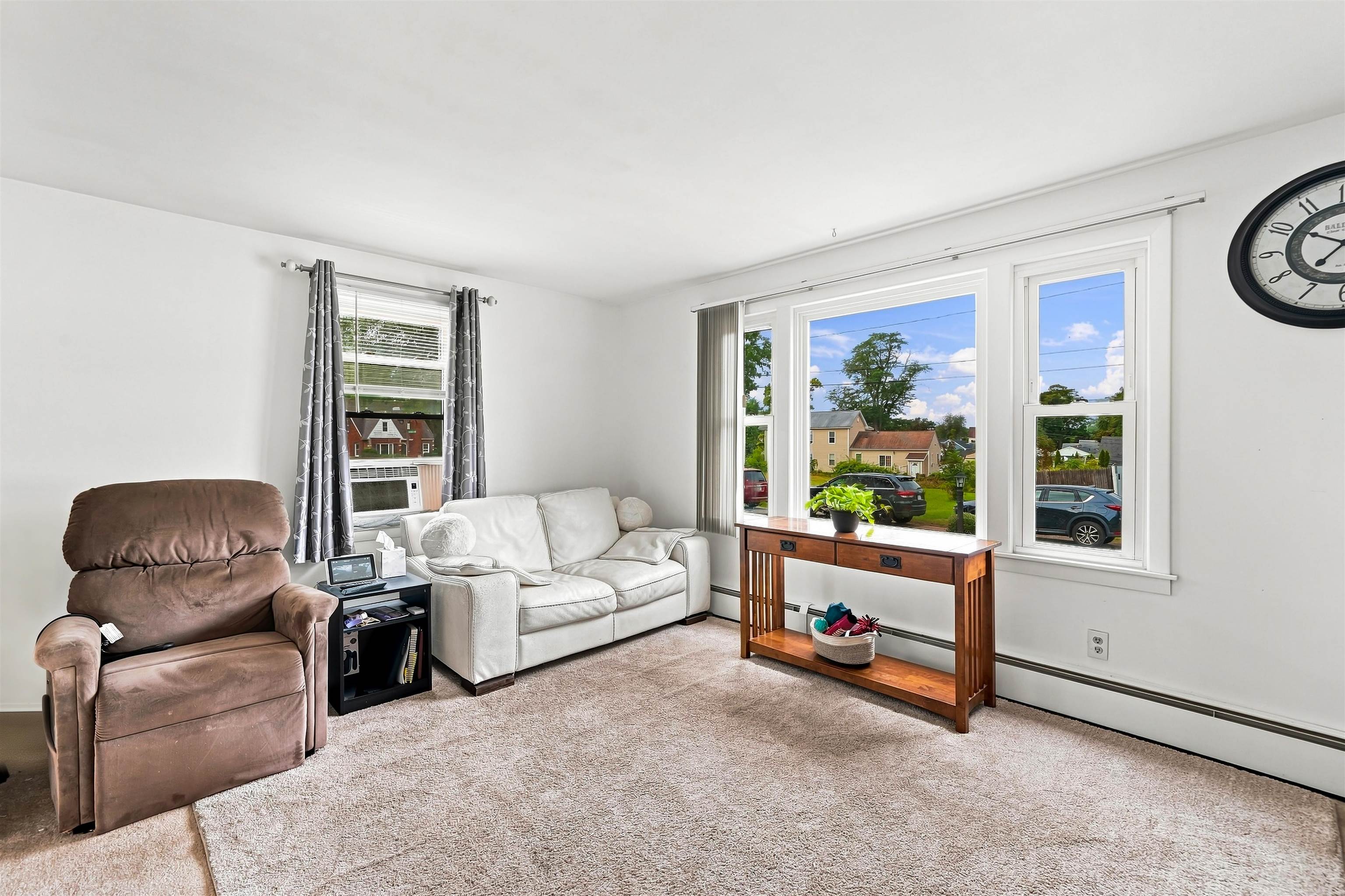 21 Woodbine Avenue