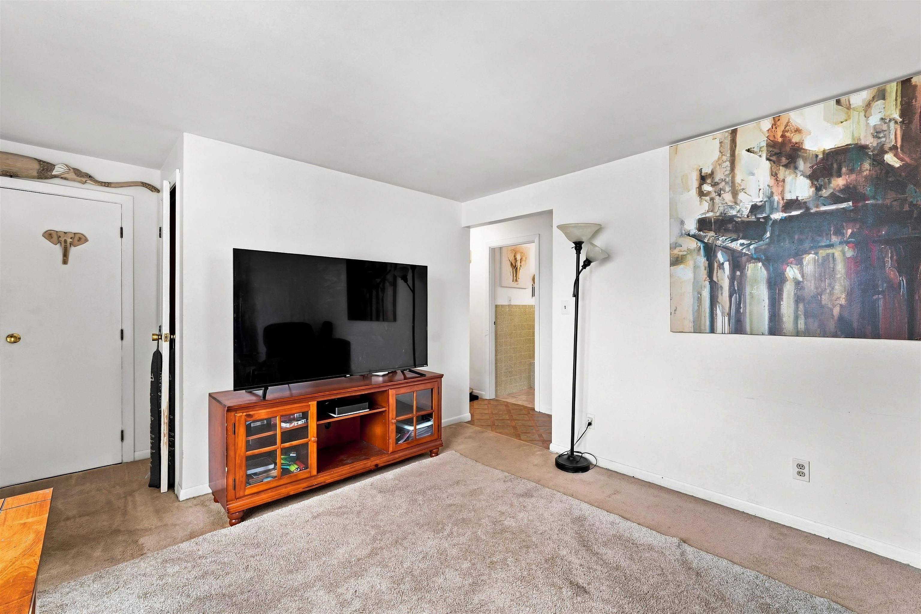 21 Woodbine Avenue