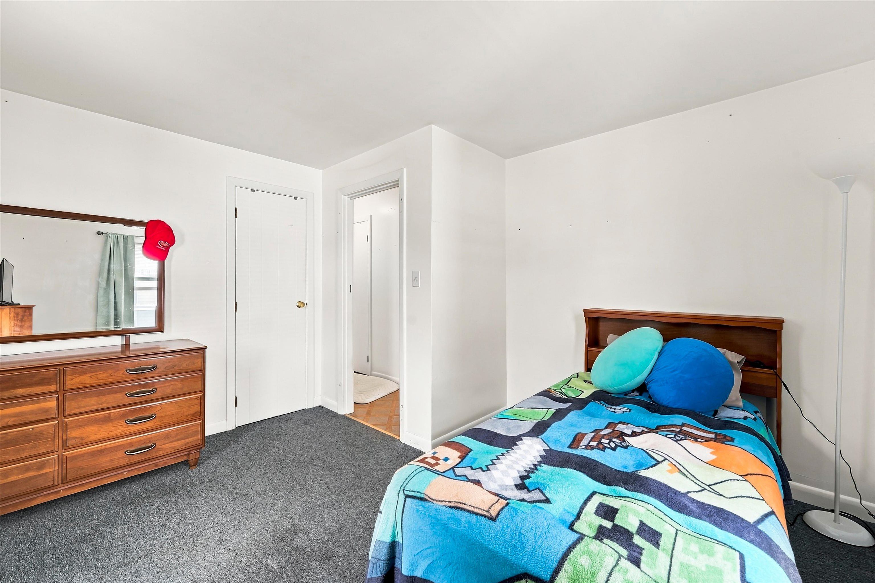 21 Woodbine Avenue
