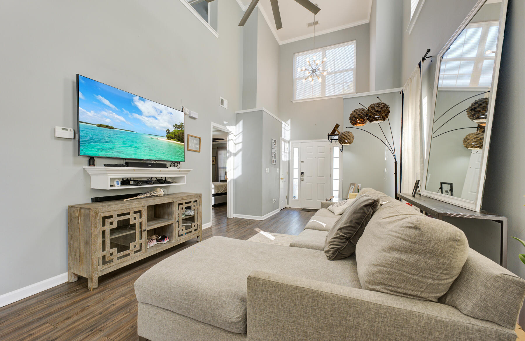 9041 Maple Grove Drive
