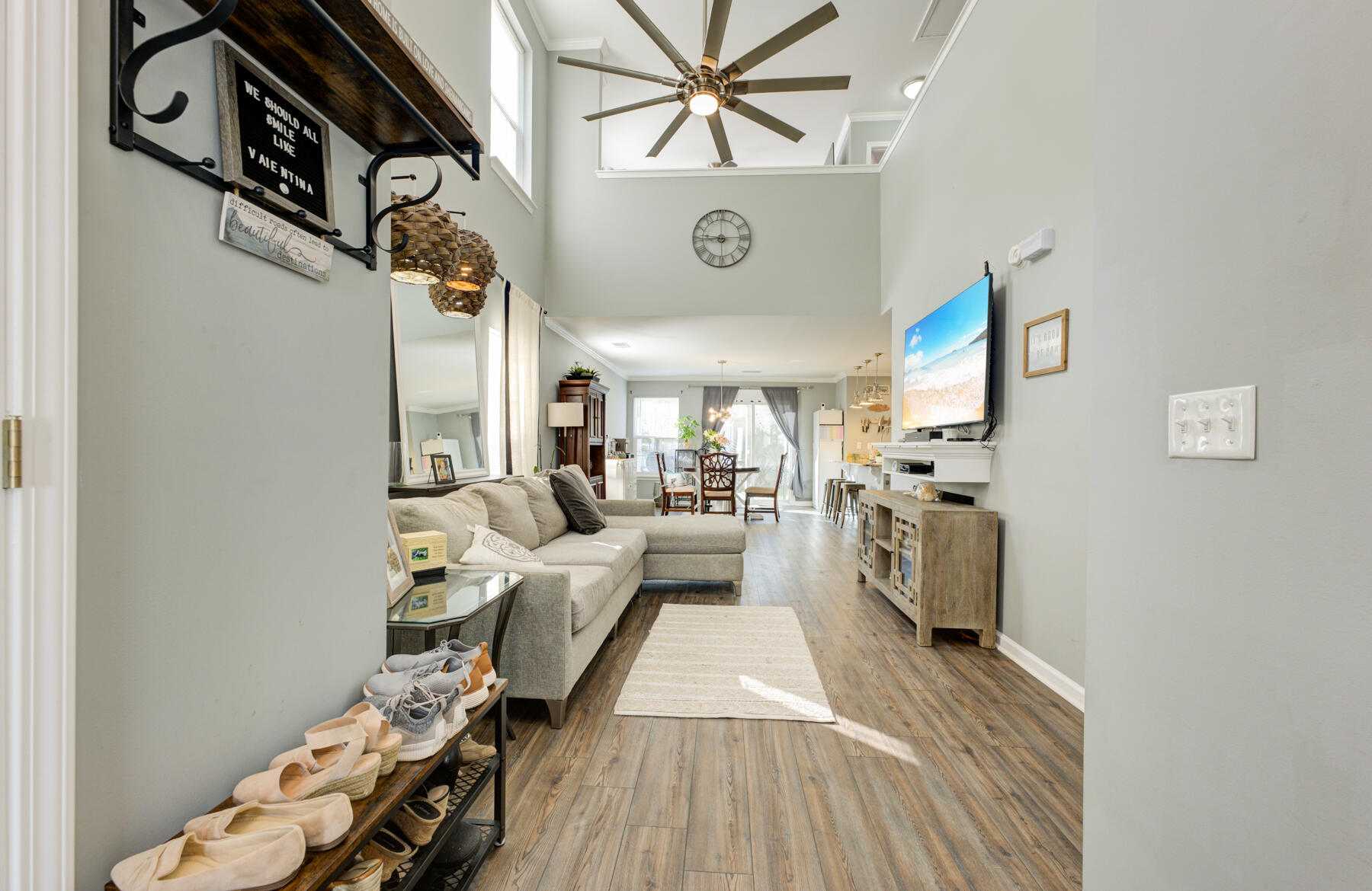 9041 Maple Grove Drive