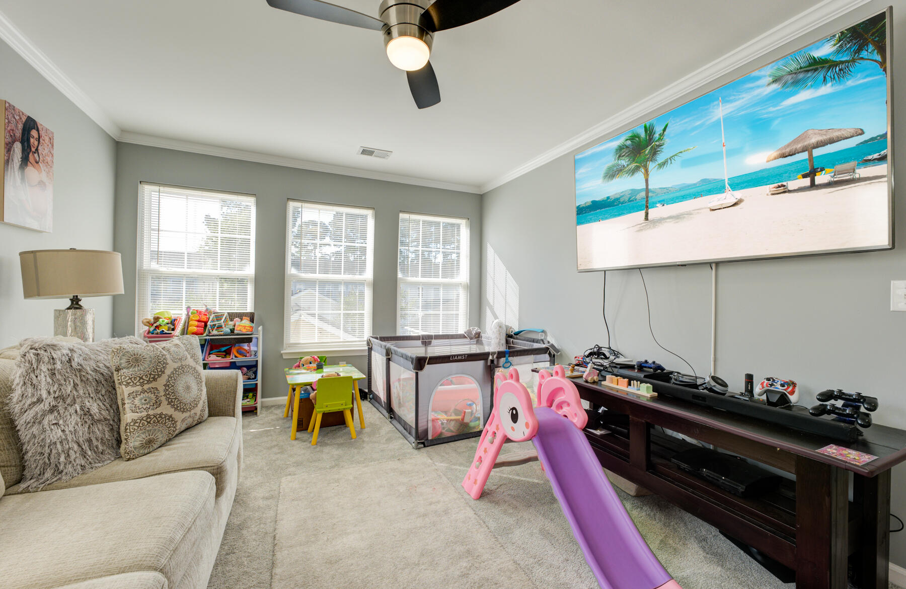 9041 Maple Grove Drive