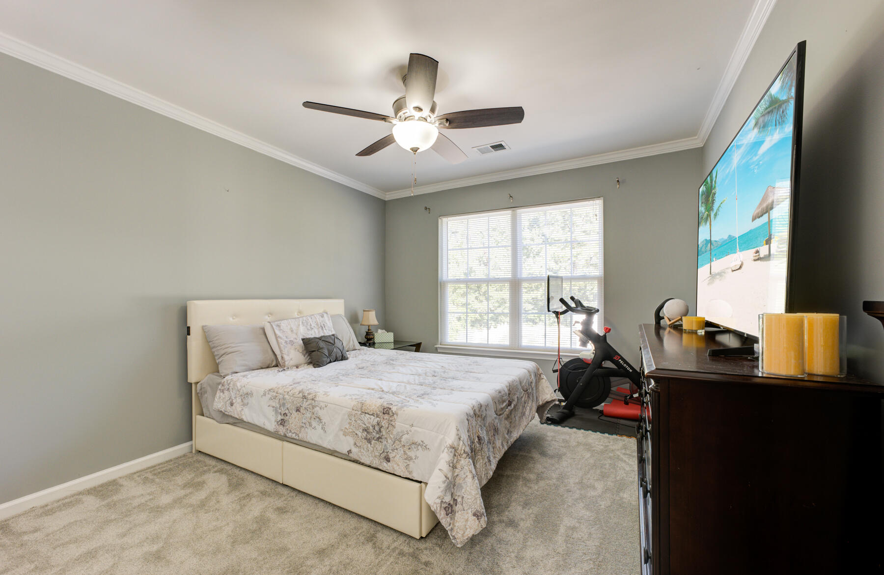 9041 Maple Grove Drive