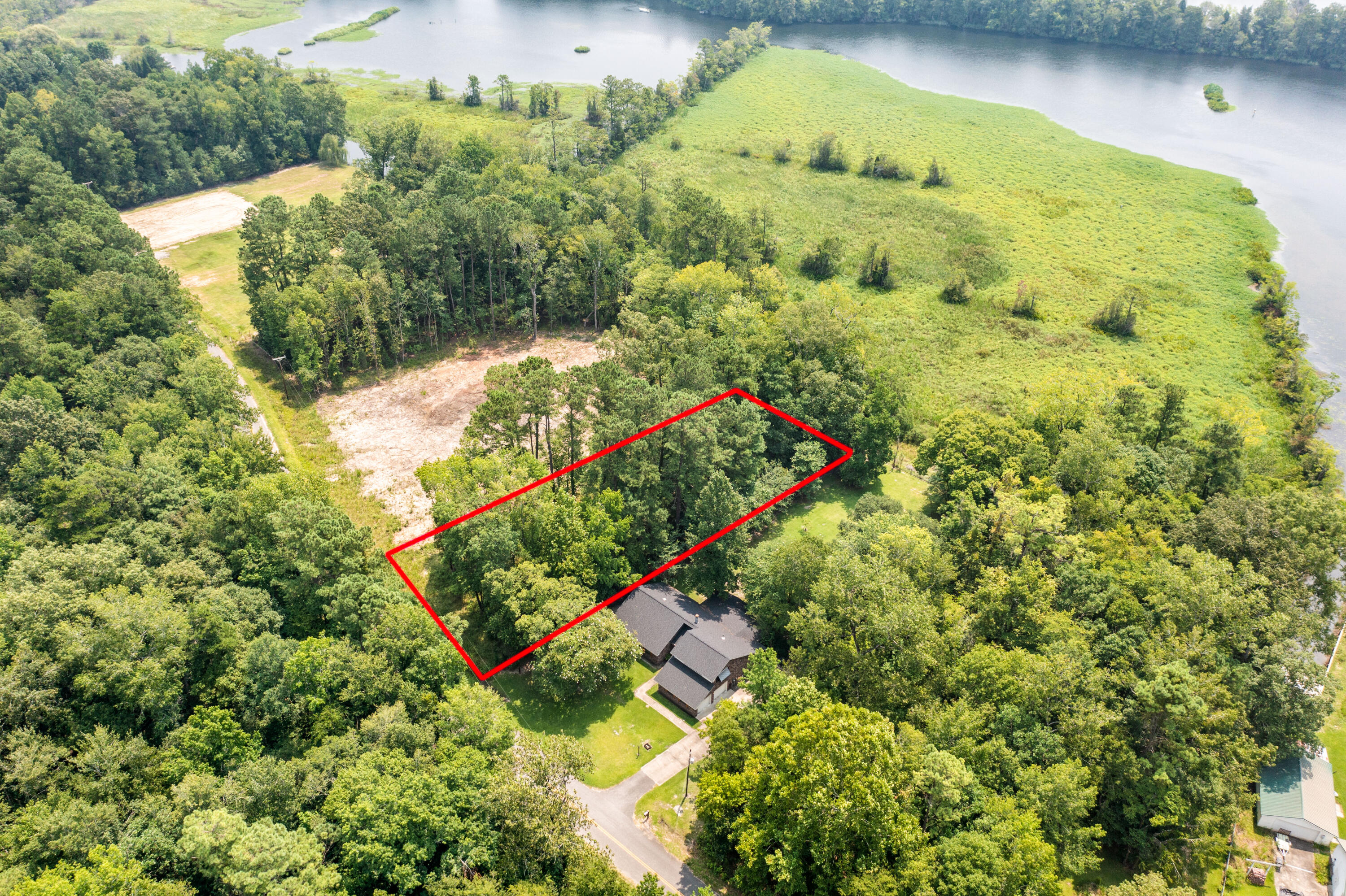 1302 Mccrae Drive
