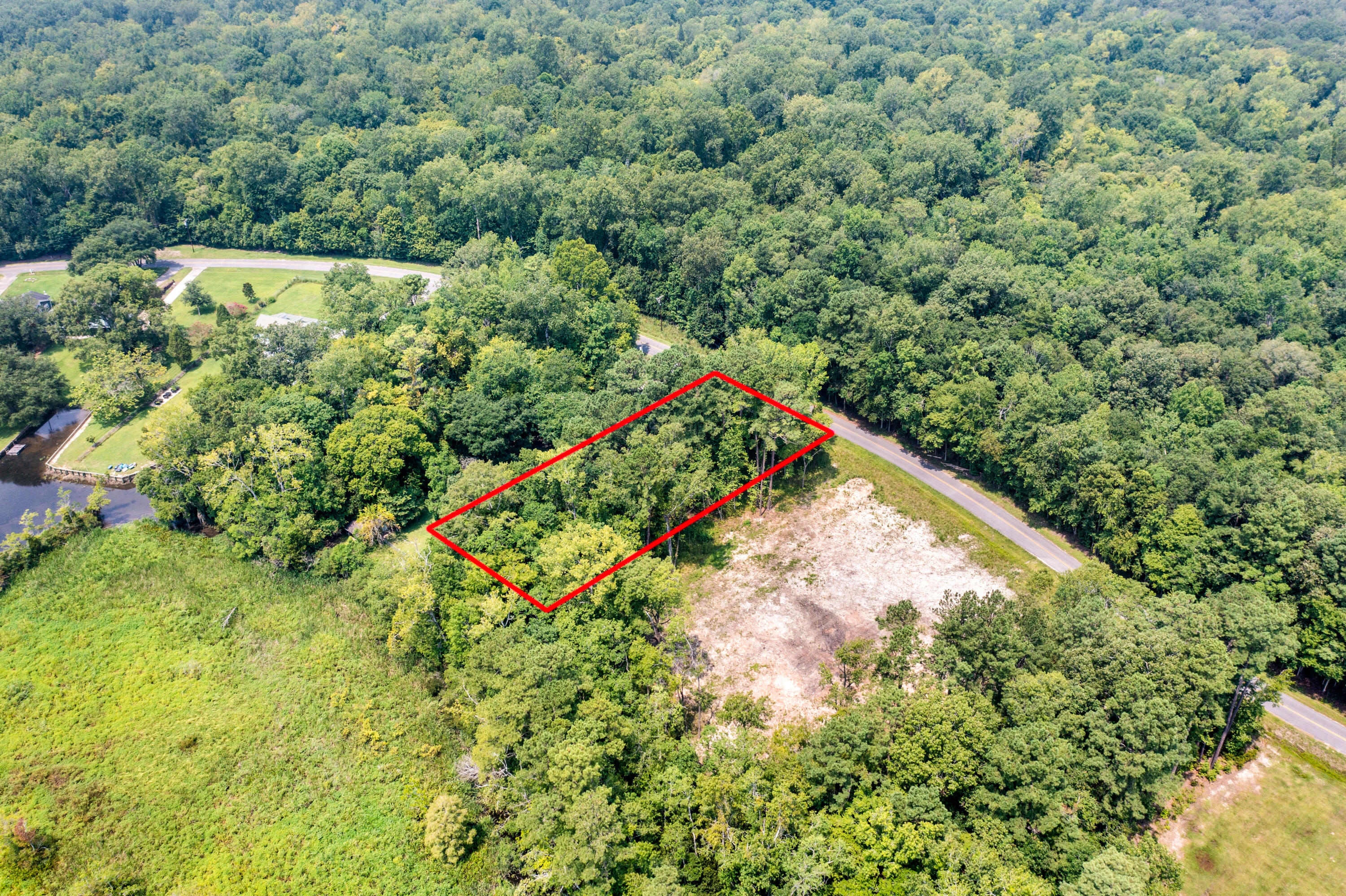 1302 Mccrae Drive