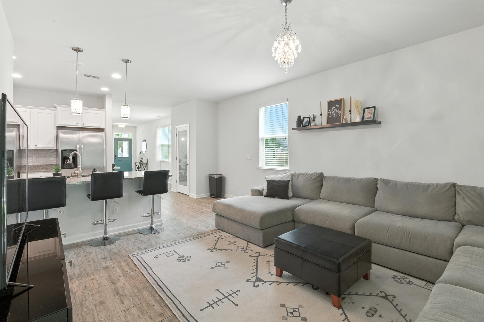 9815 Seed Street