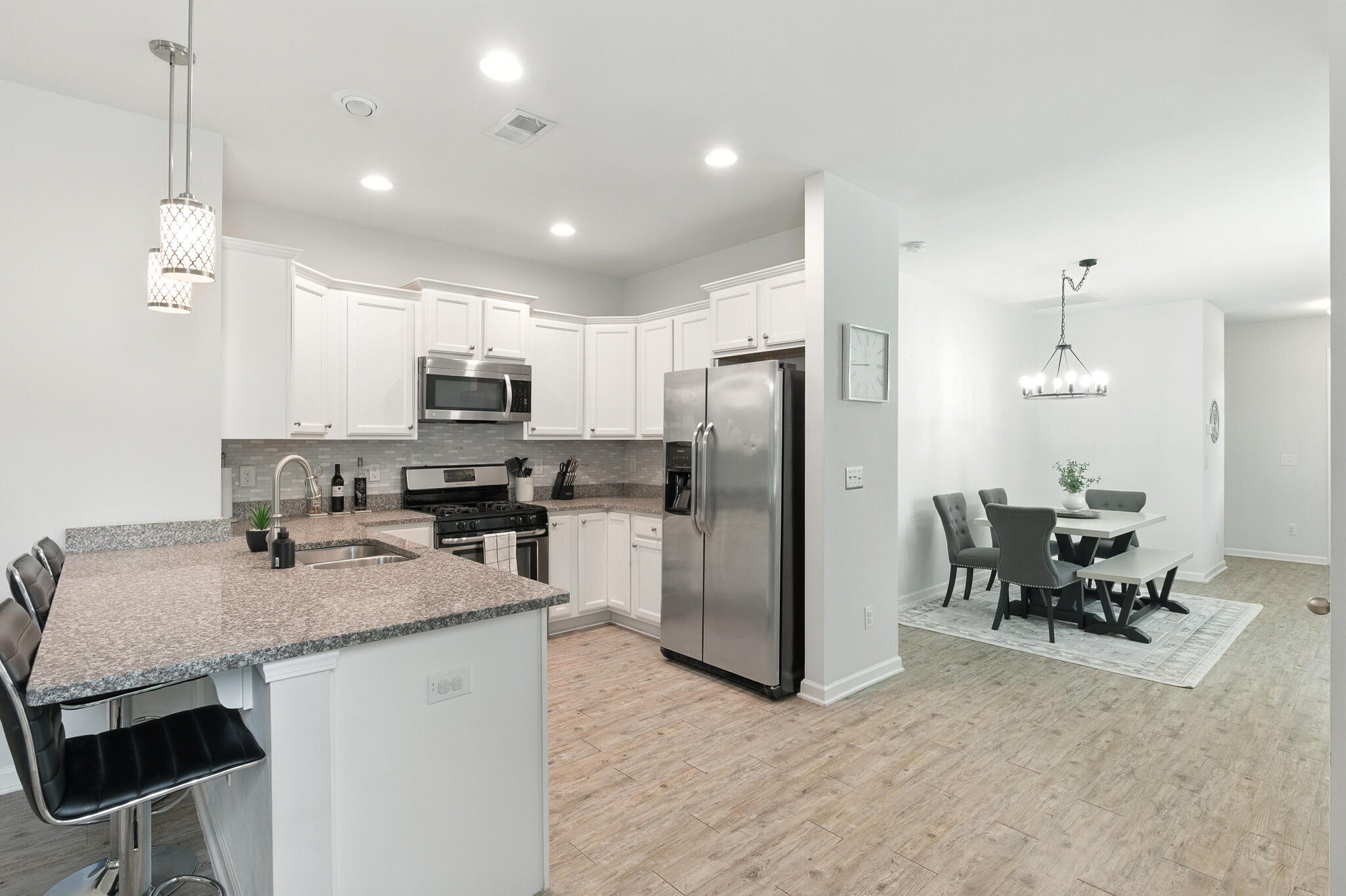 9815 Seed Street