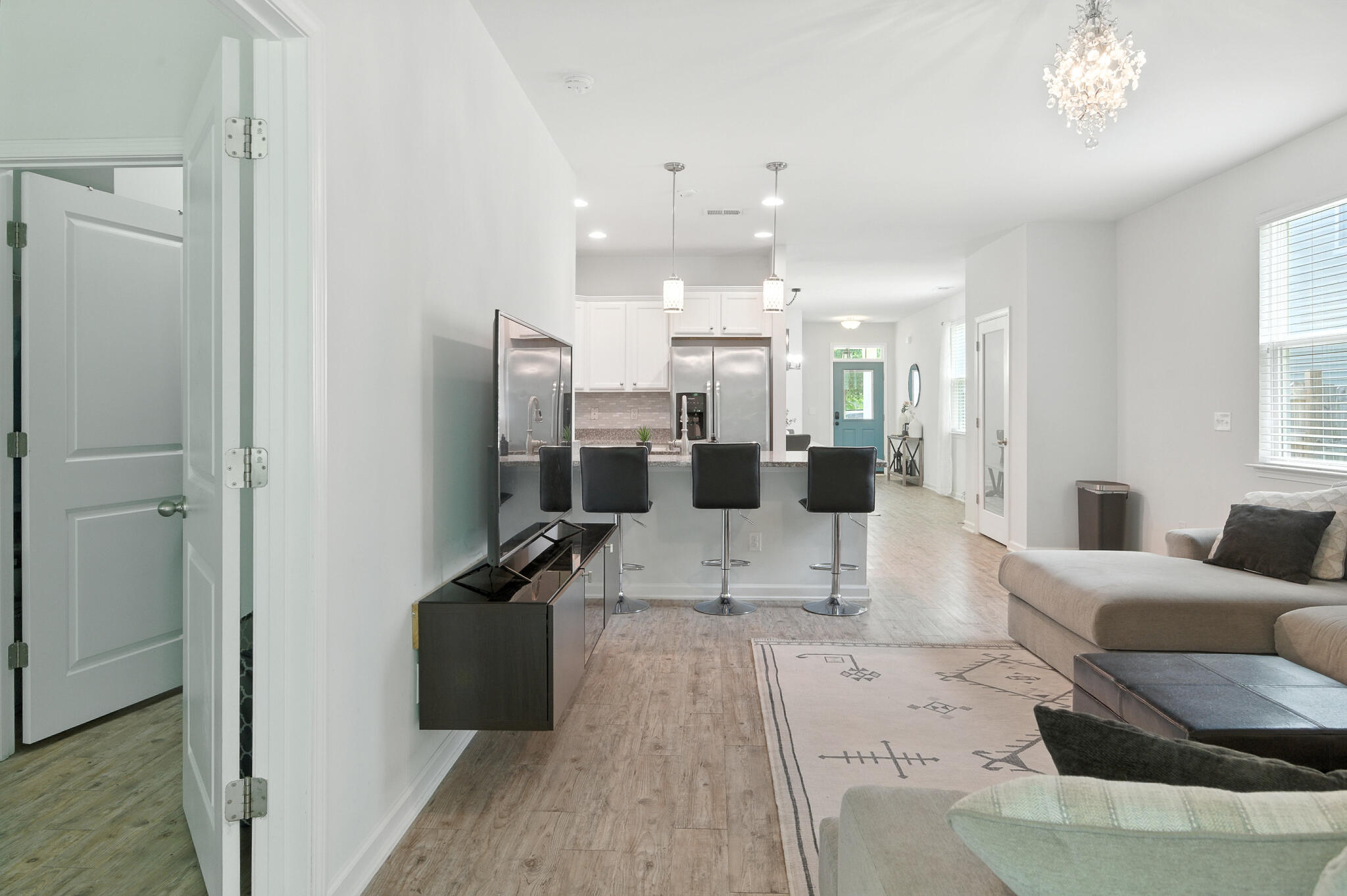9815 Seed Street
