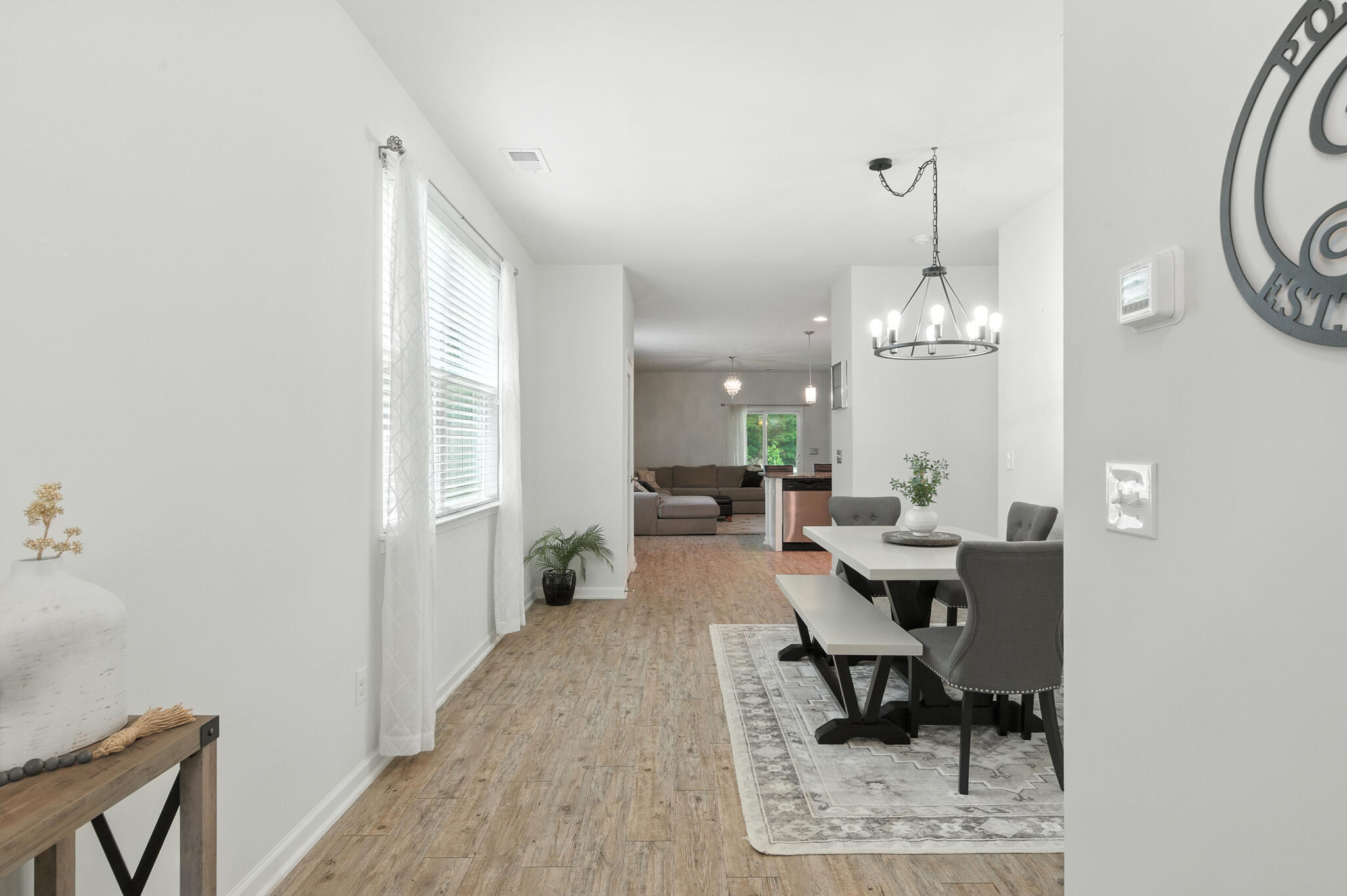 9815 Seed Street