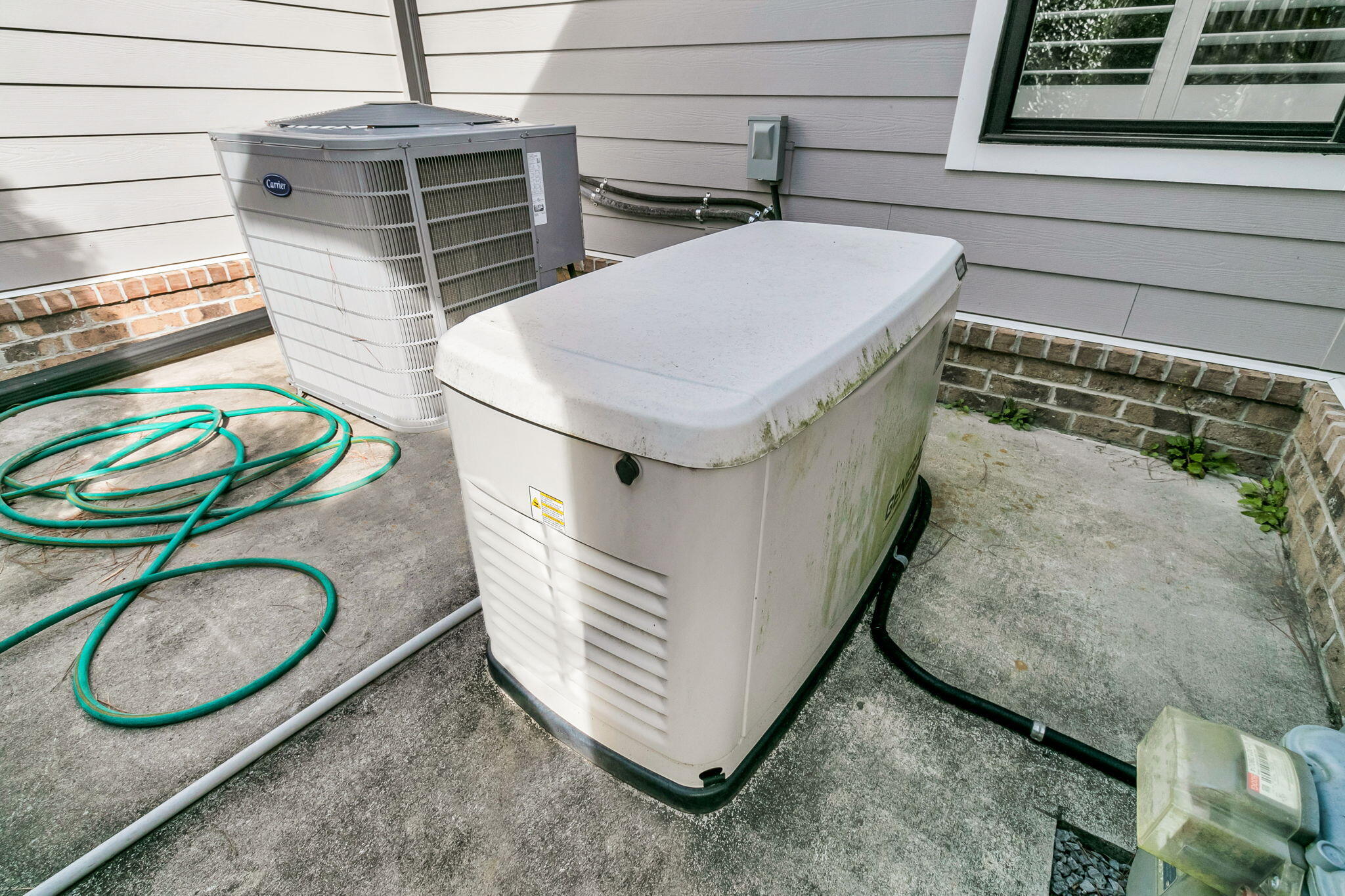 100 Whooping Crane Court