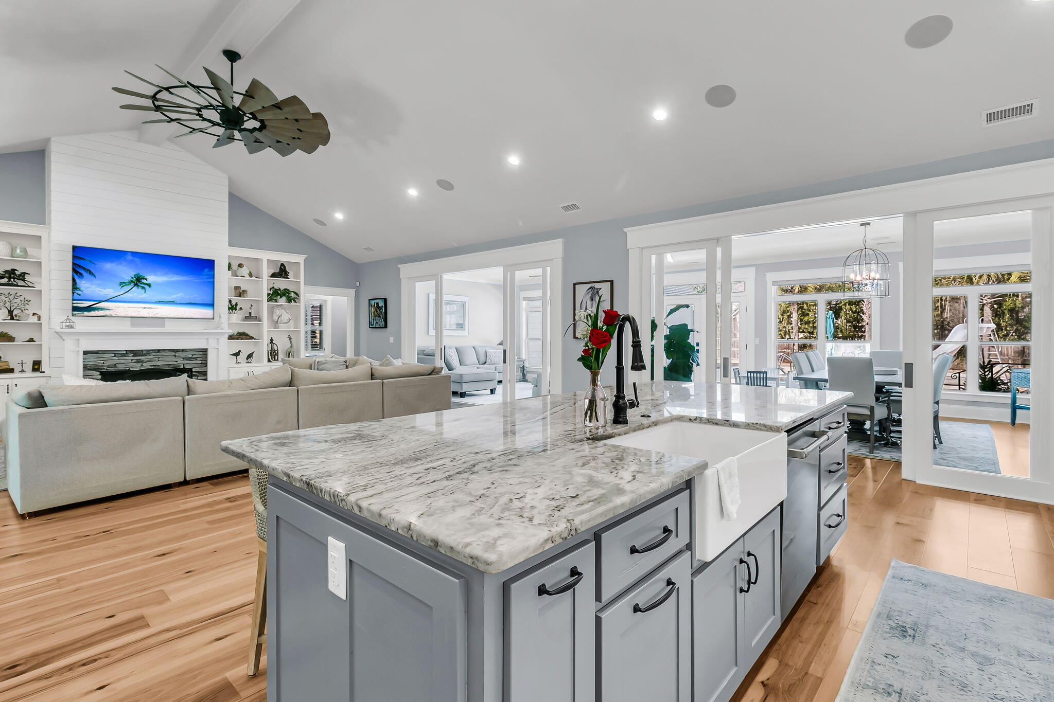 100 Whooping Crane Court