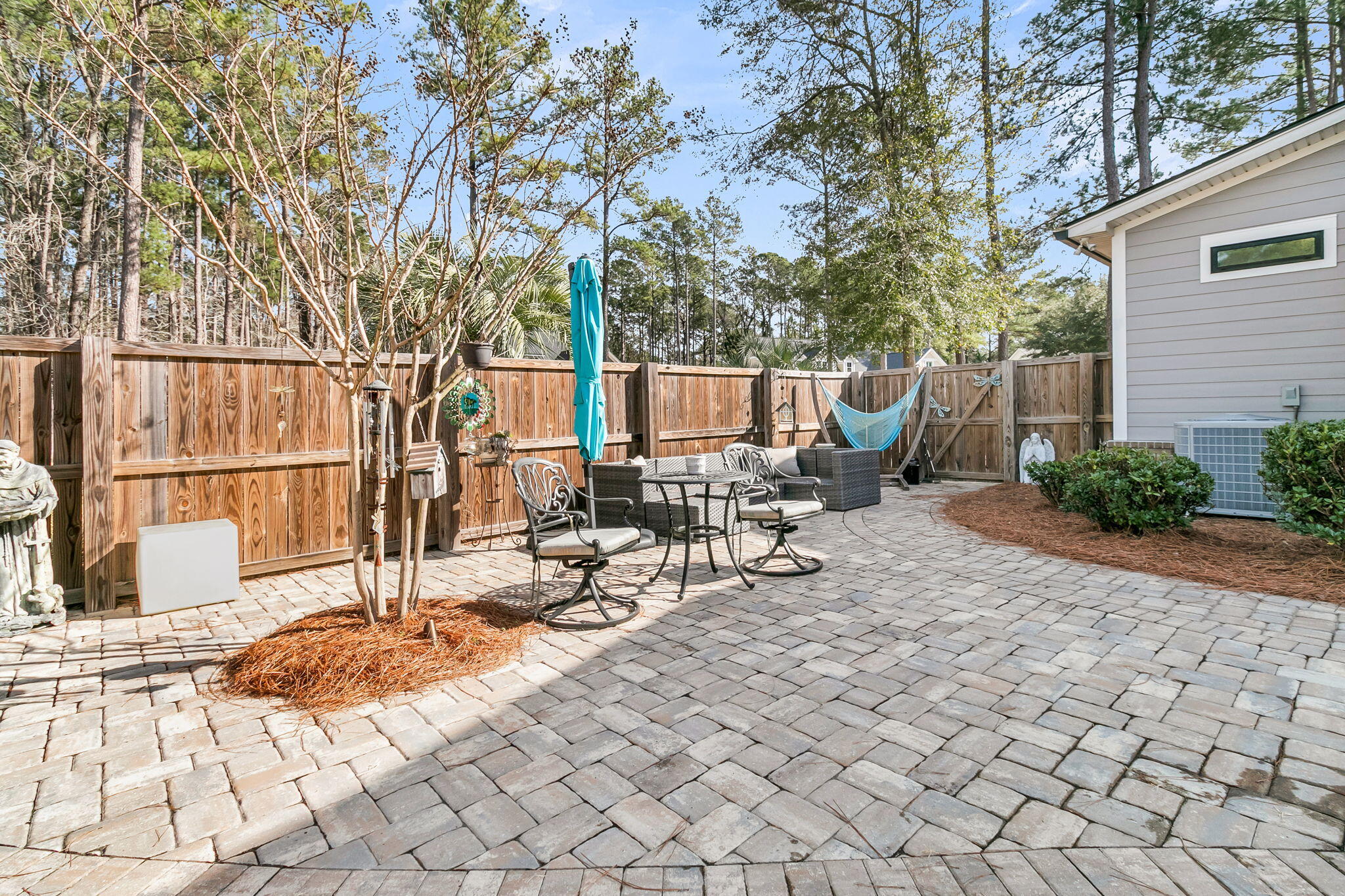 100 Whooping Crane Court