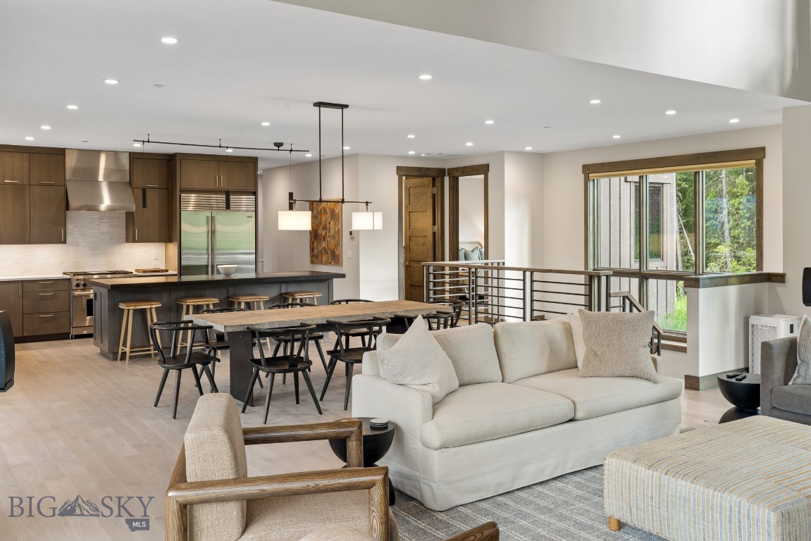 580 Outlook Trail 42