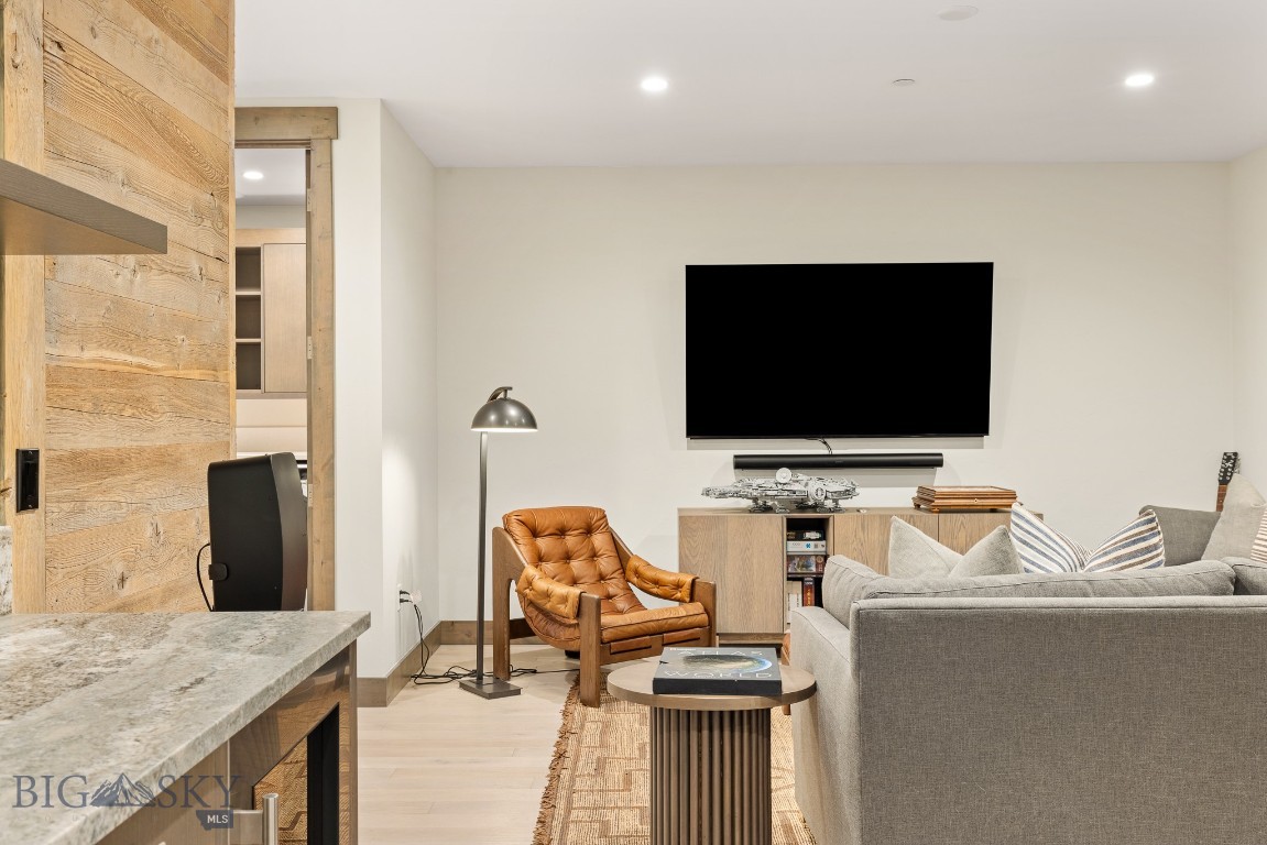 580 Outlook Trail 42