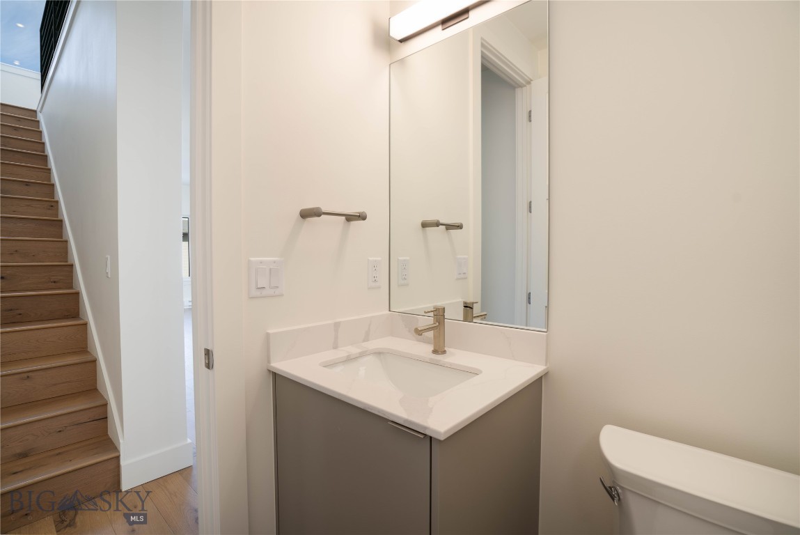 1610 W Beall Street E