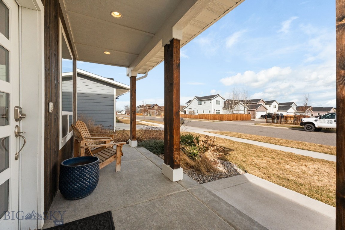 2142 Chipset Street
