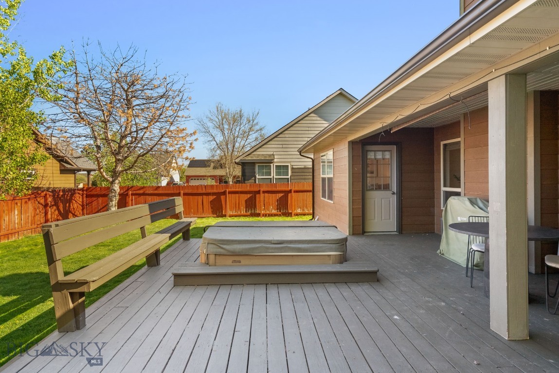 1213 Buckrake Avenue