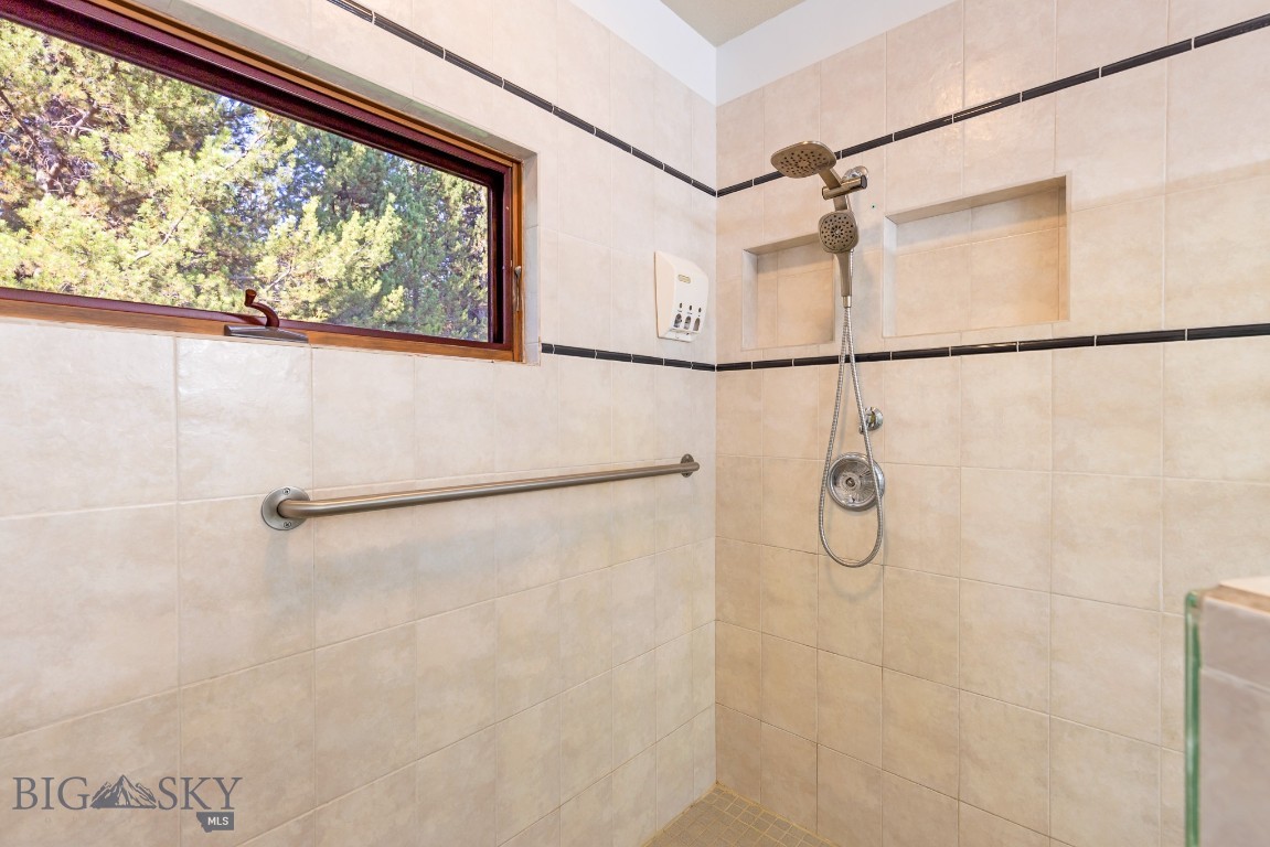 319 Skywood Drive
