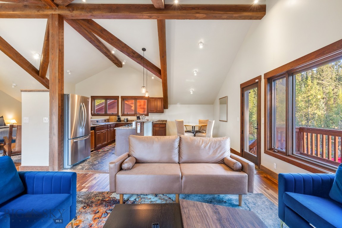 319 Skywood Drive