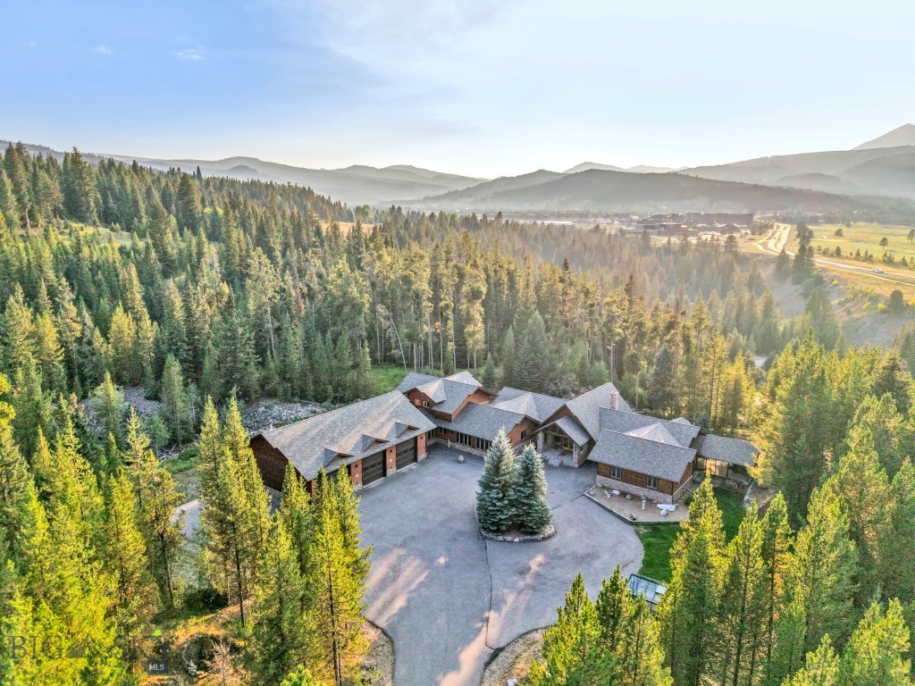 319 Skywood Drive