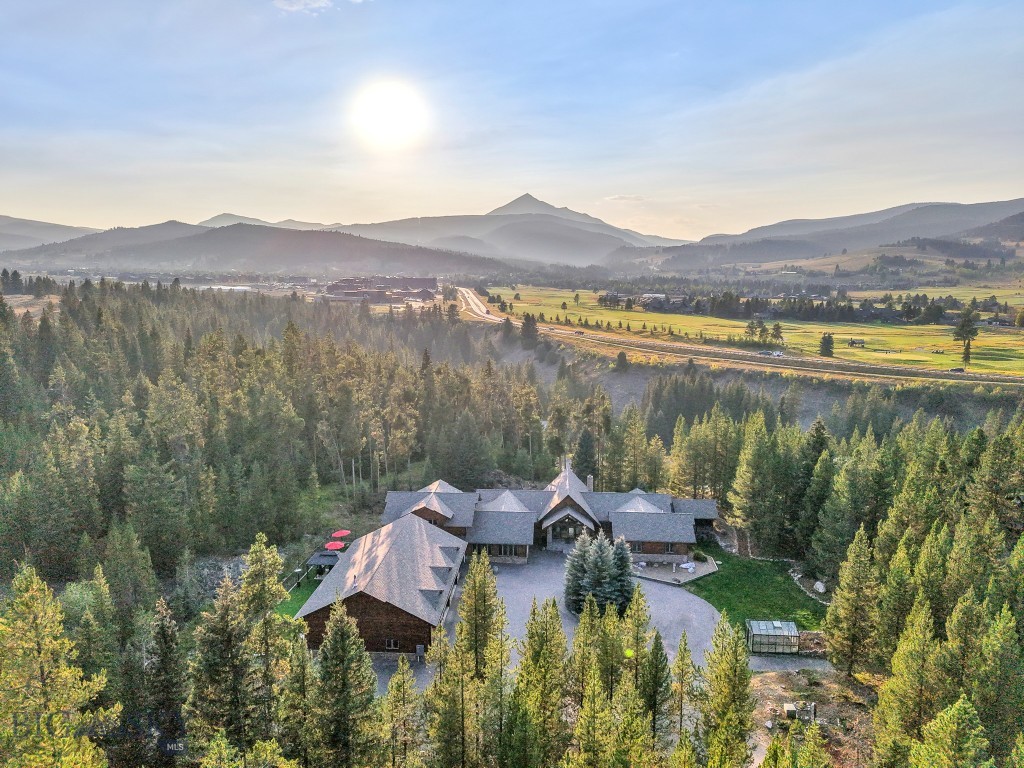 319 Skywood Drive