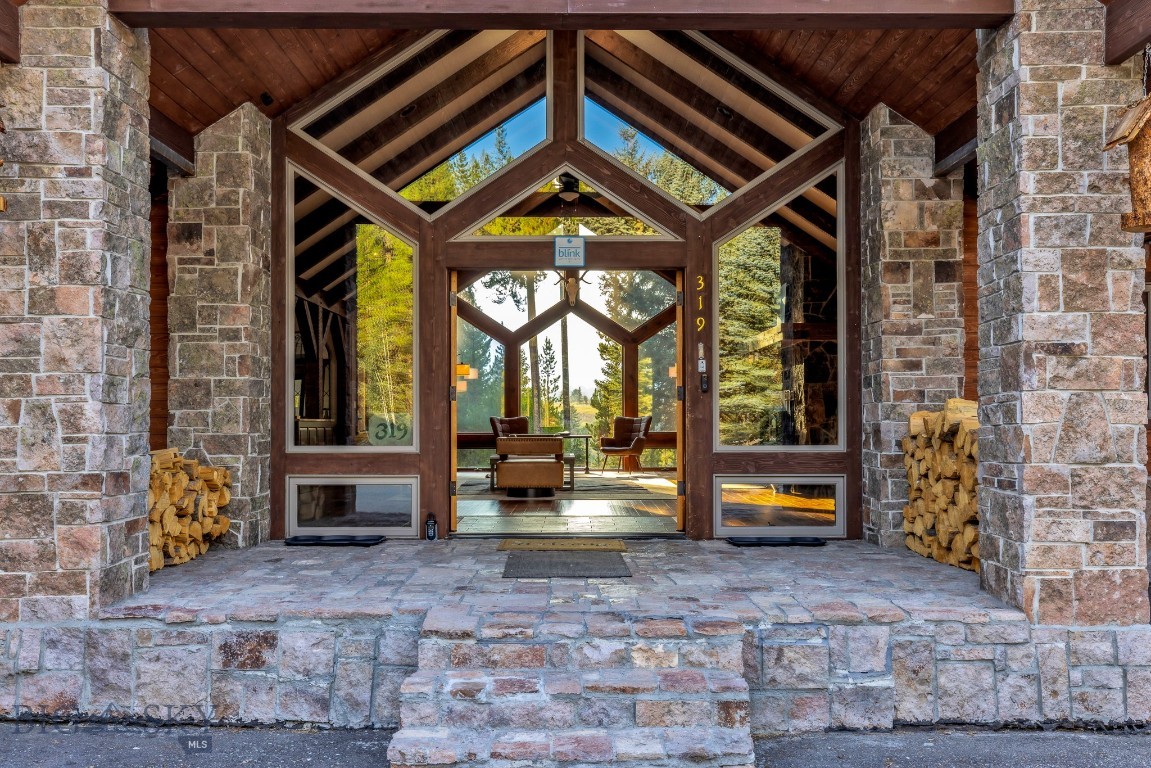 319 Skywood Drive