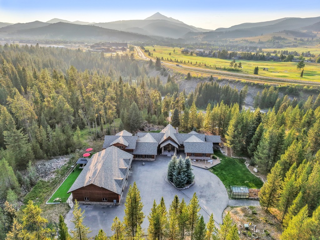 319 Skywood Drive