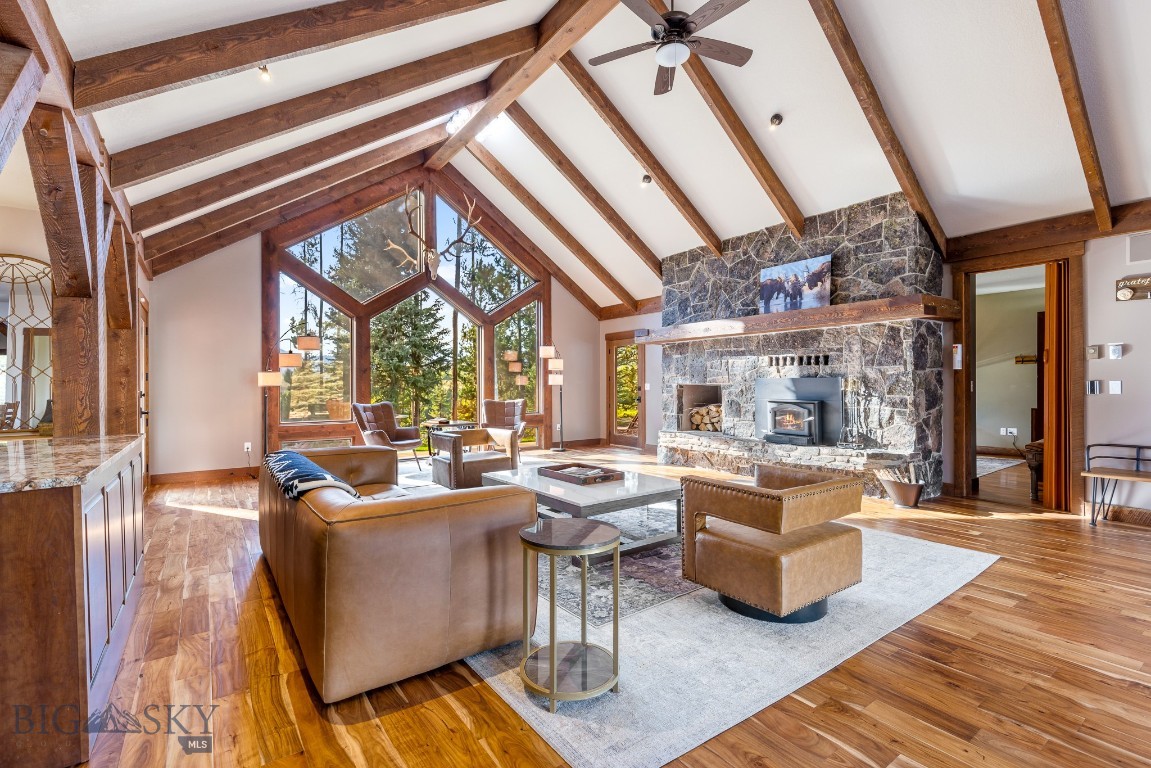 319 Skywood Drive