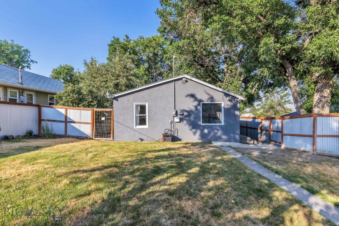 513 N G Street