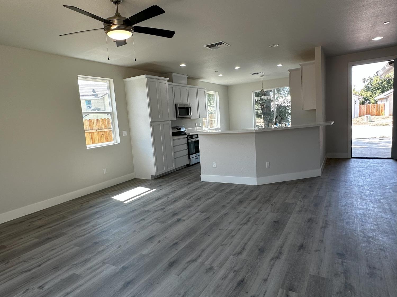 6712 Wyatt Circle